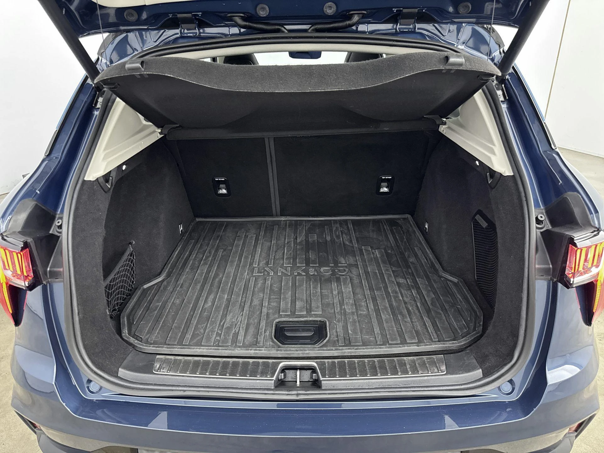 Lynk & Co-01-image-14