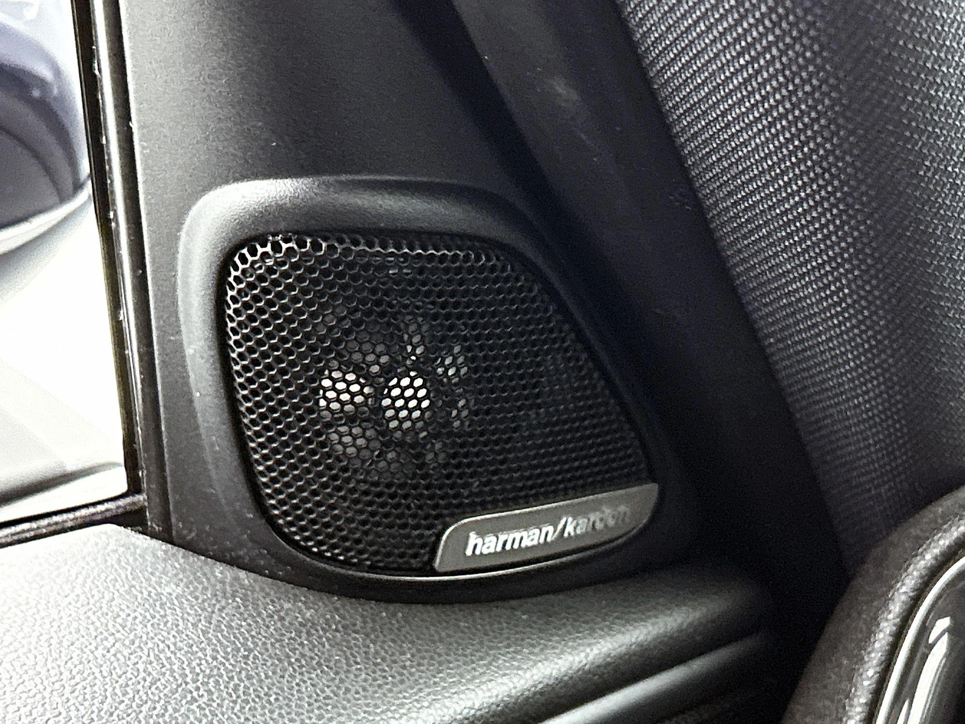 MINI-Countryman-image-16
