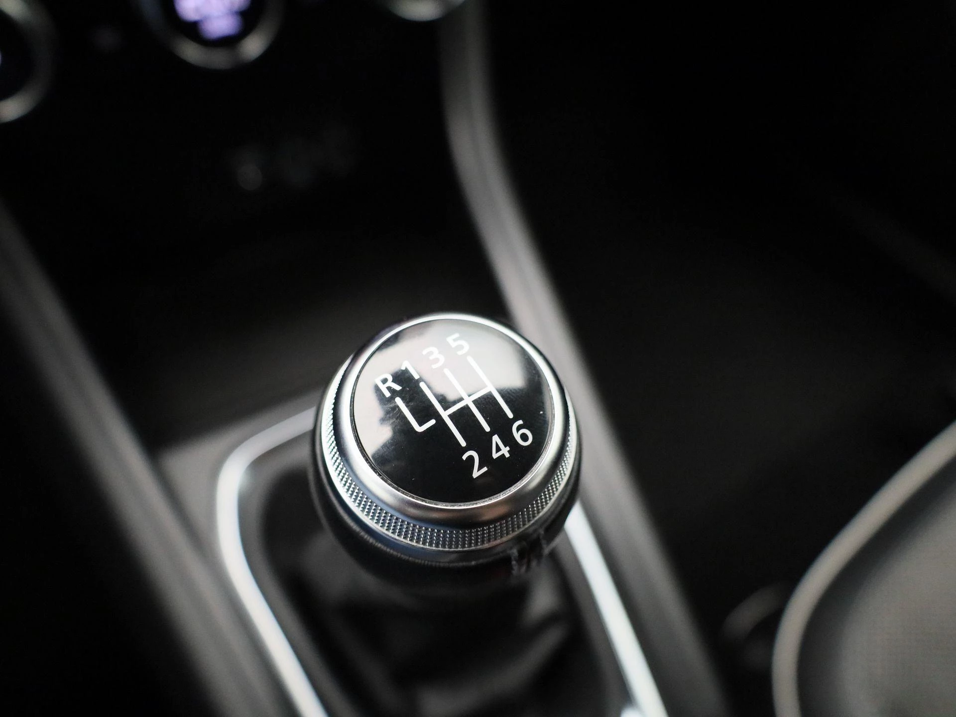 Renault-Captur-image-24