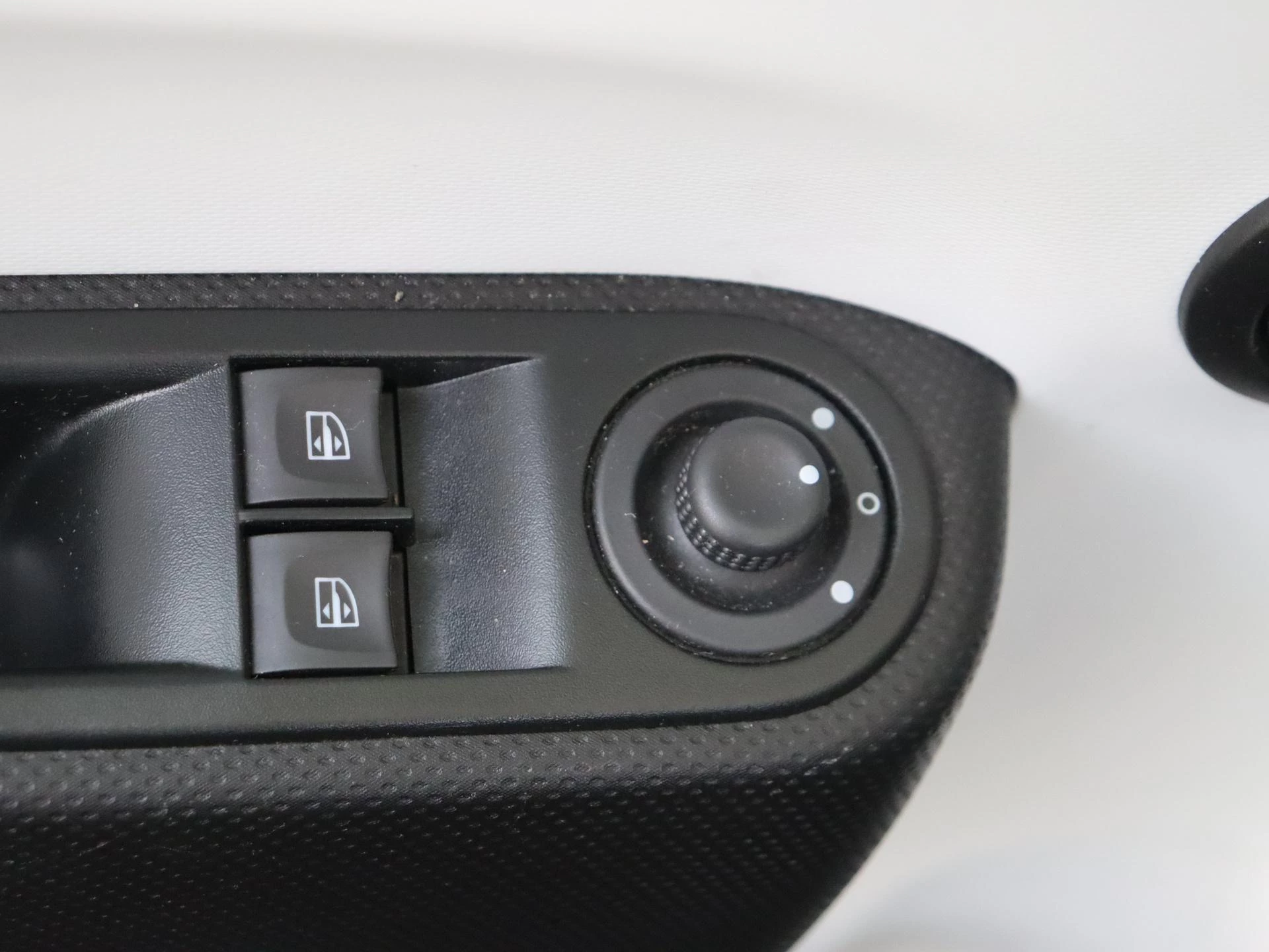 Renault-Twingo-image-23