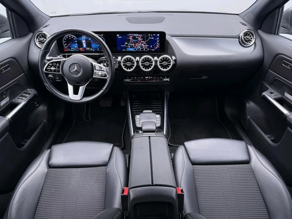 Mercedes-Benz-EQA-image-5