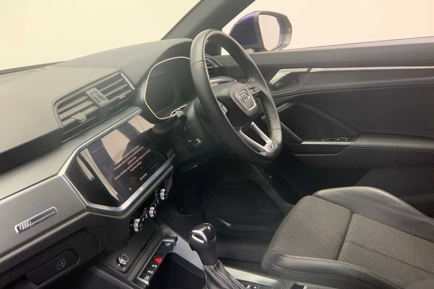 Audi-Q3-image-1