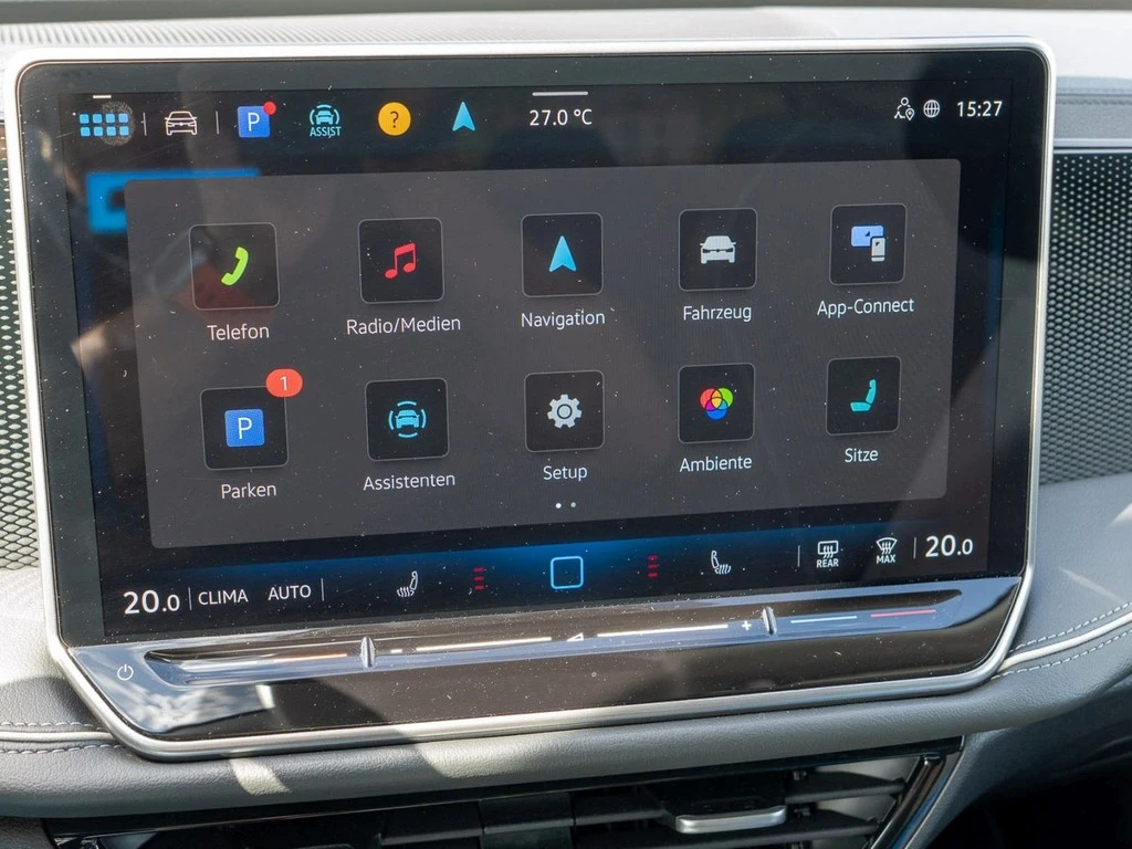 Volkswagen-Passat-image-14