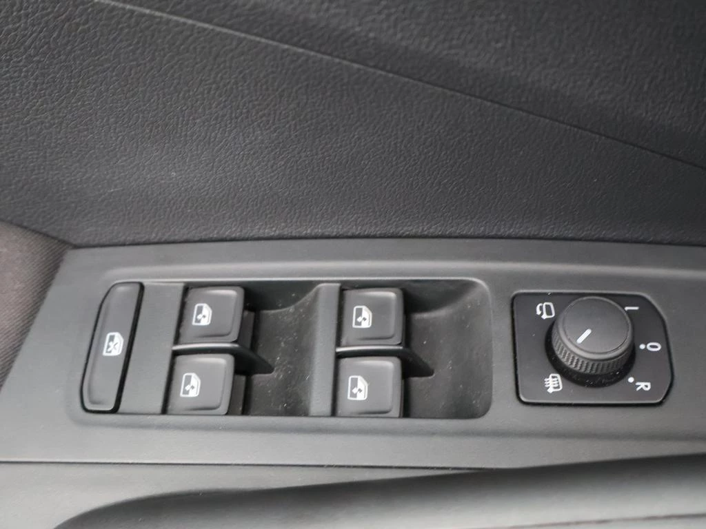 Škoda Fabia Fabia Selection 1.0i 80PK *VIRTUAL COCKPIT*PDC*APP-CONNECT*PDC*CRUISE*...*