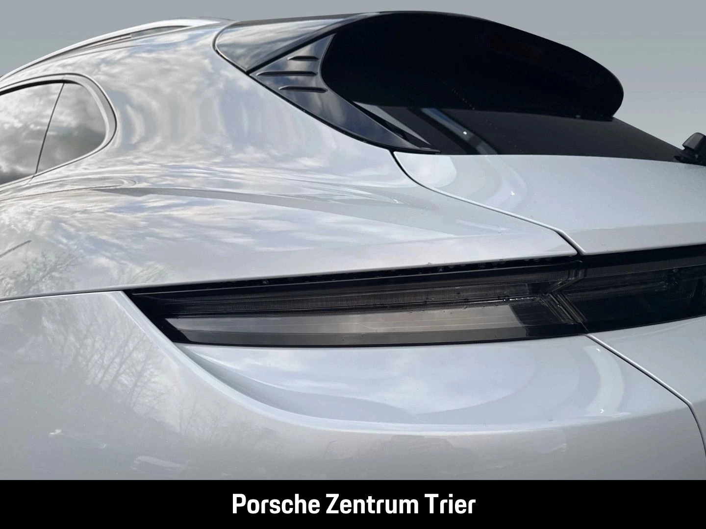 Porsche Taycan 4 Cross Turismo HA-Lenkung InnoDrive LED -