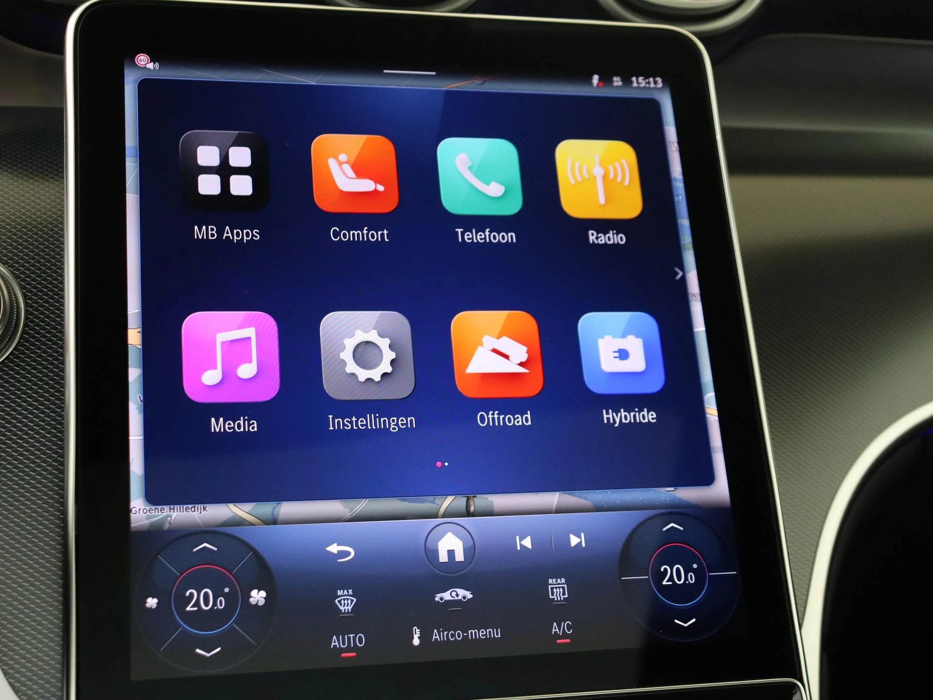 Mercedes-Benz-GLC-image-15