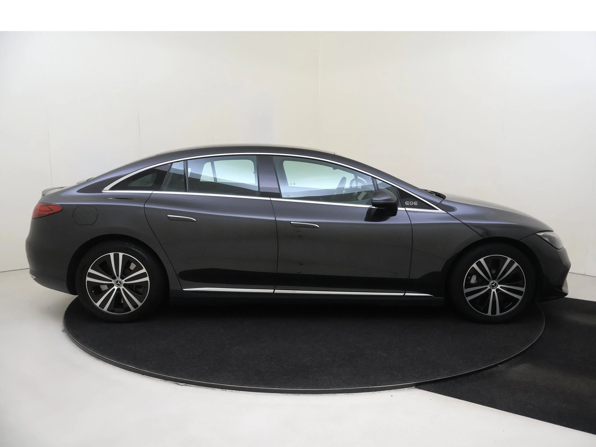 Mercedes-Benz EQE 300 Luxury Line 89 kWh