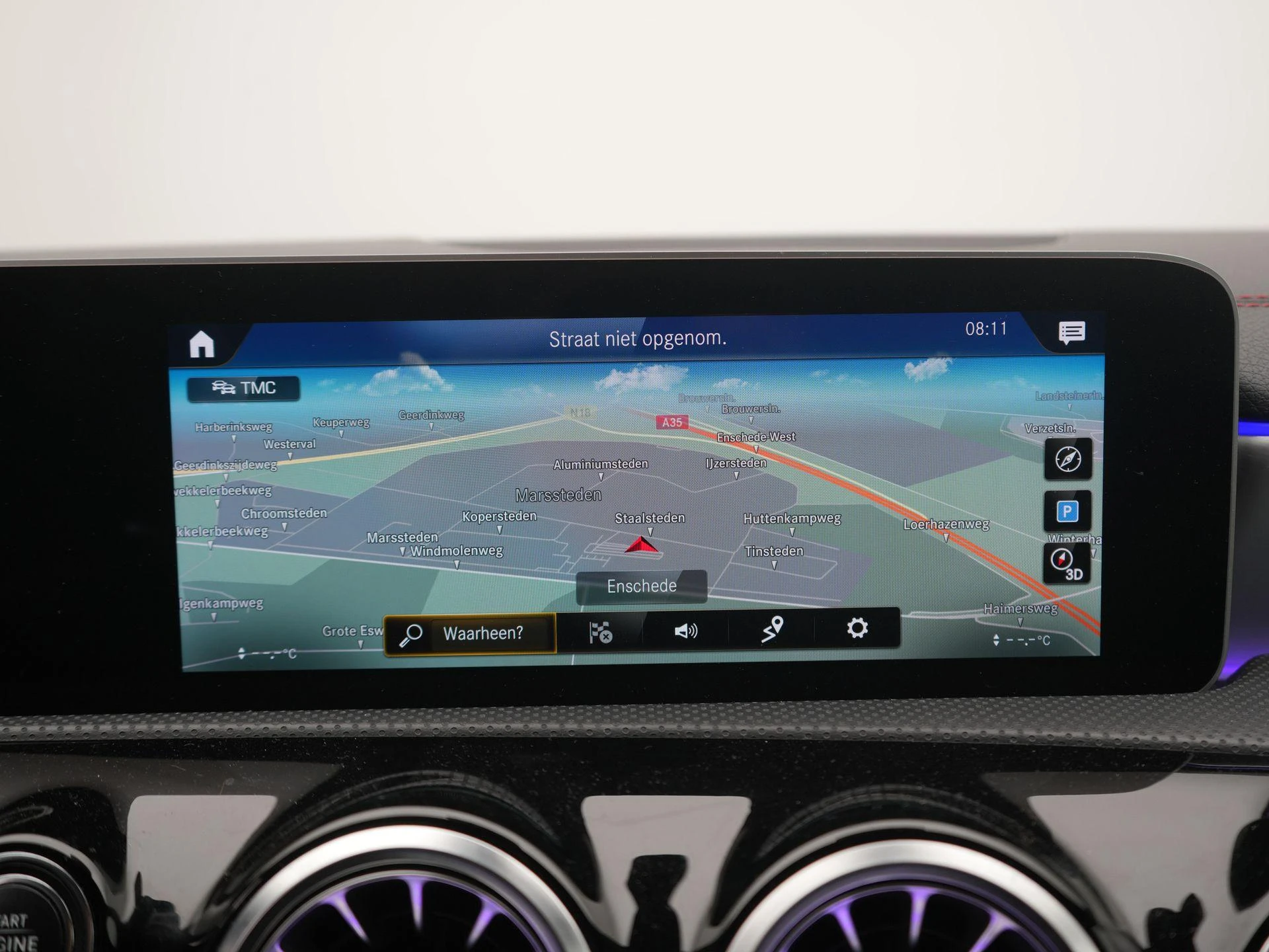 Mercedes-Benz-CLA-image-13