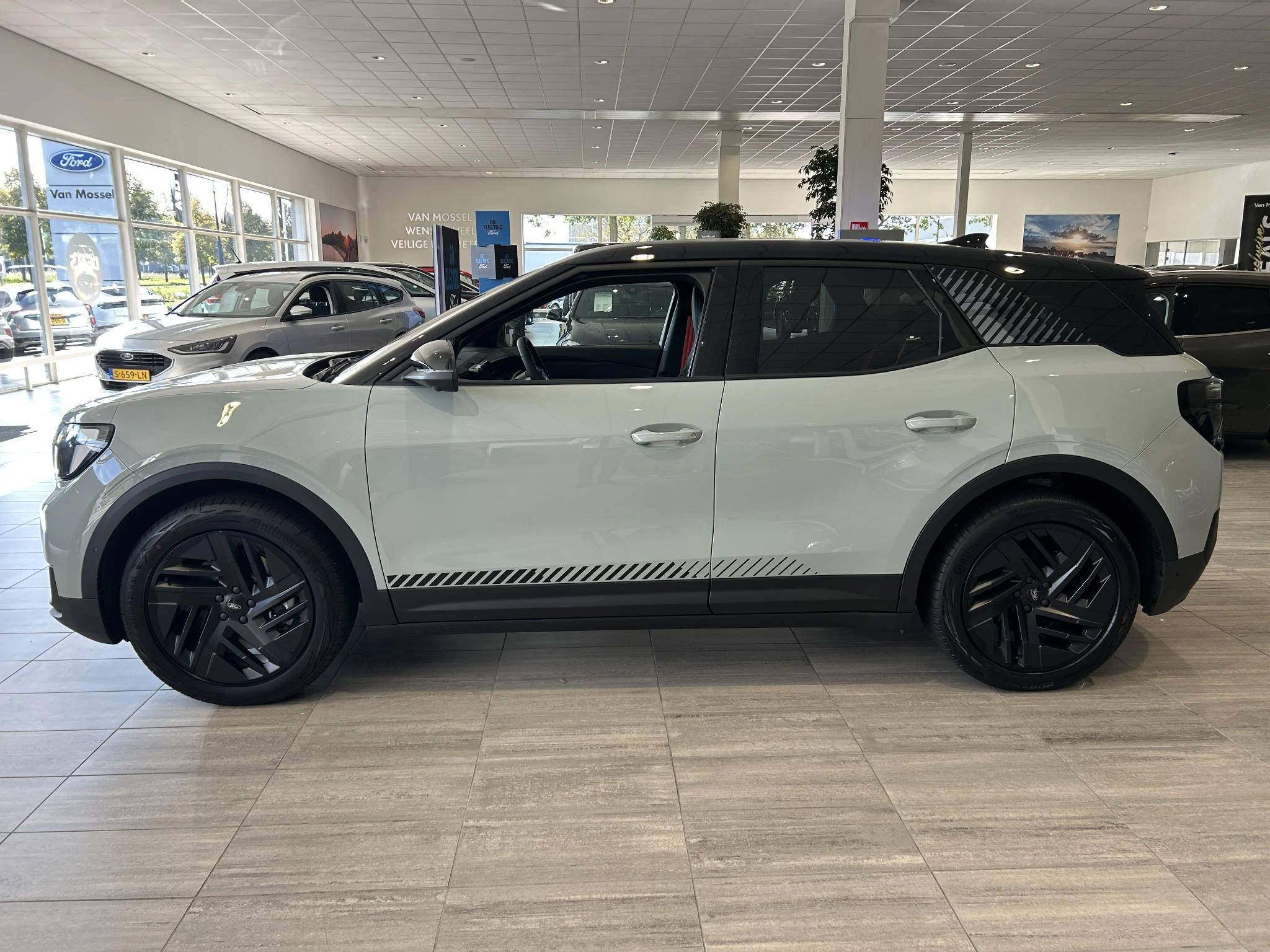 Ford-Explorer-image-1