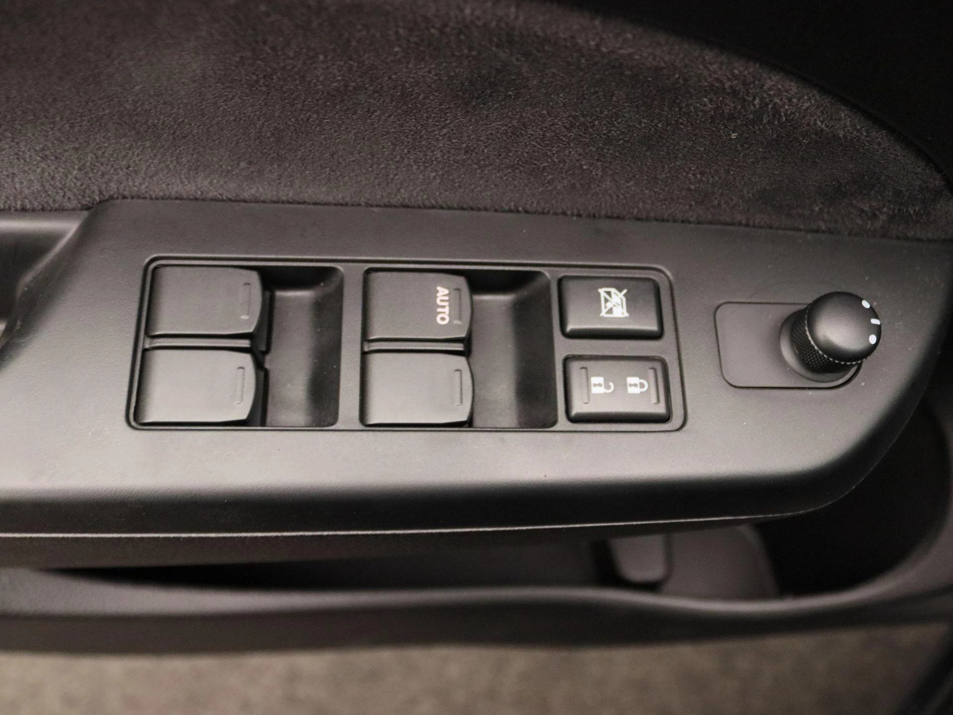 Suzuki-Swift-image-25