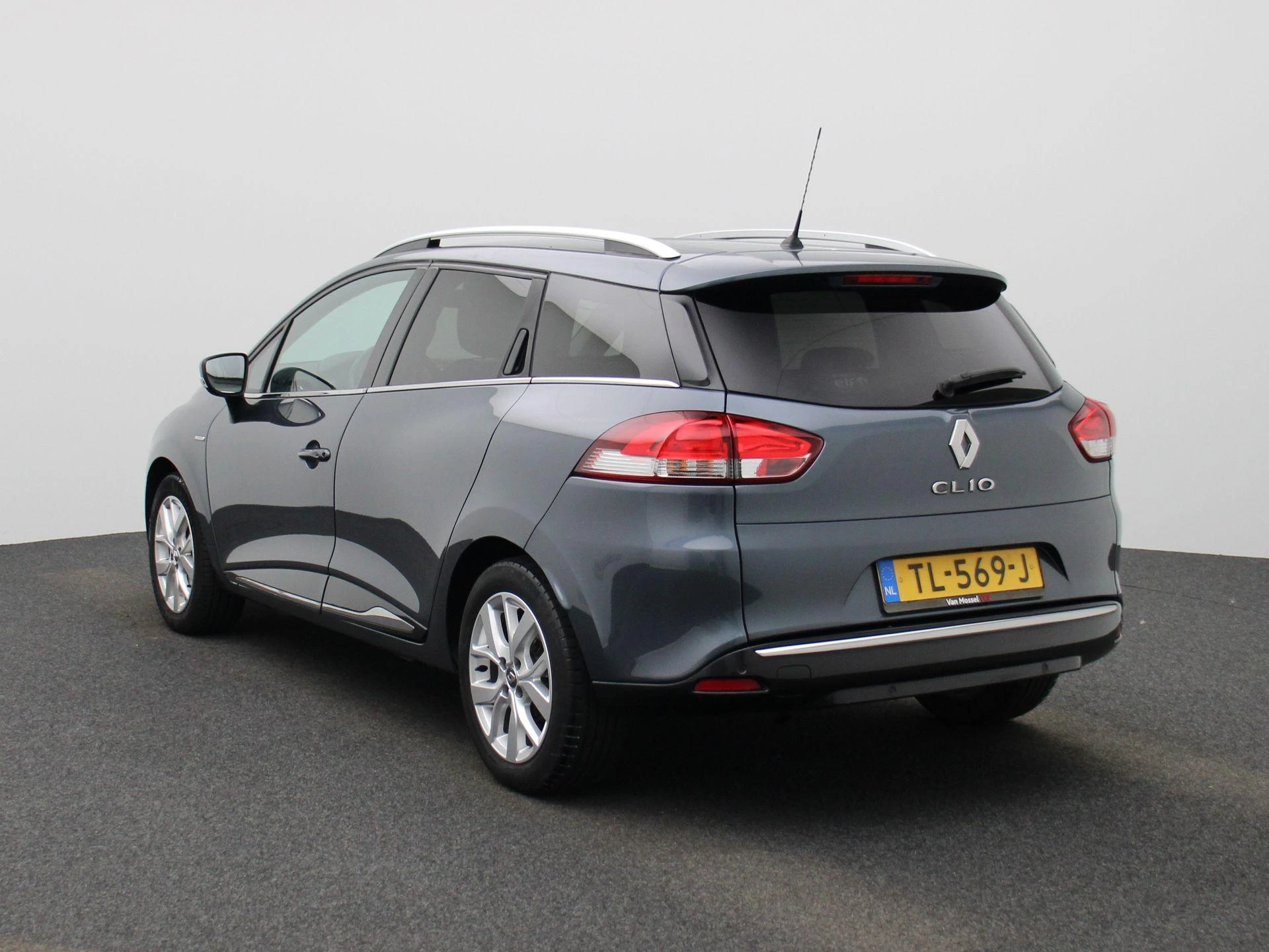 Renault-Clio-image-1