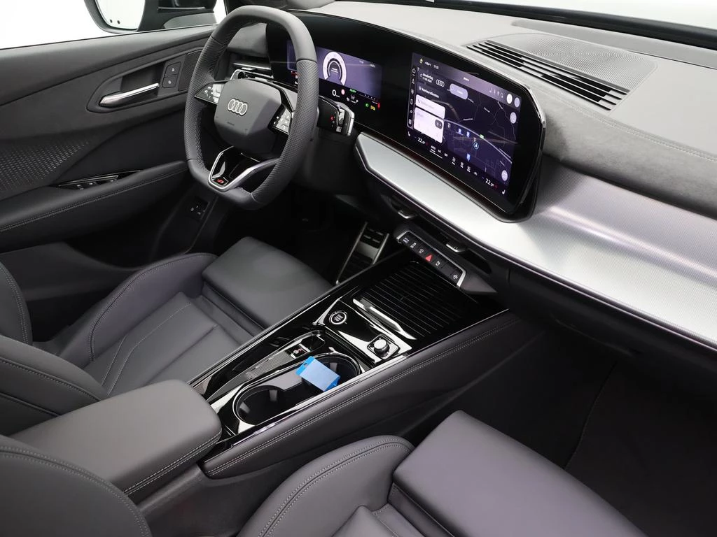 Audi Q3 Sportback e-hybrid Audi Q3 Sportback Corporate S e-hybrid AUTOMAAT 268PK *DEMO*