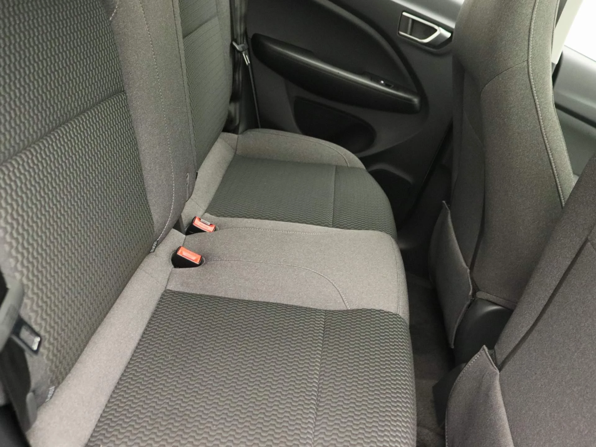 Leapmotor-T03-image-23