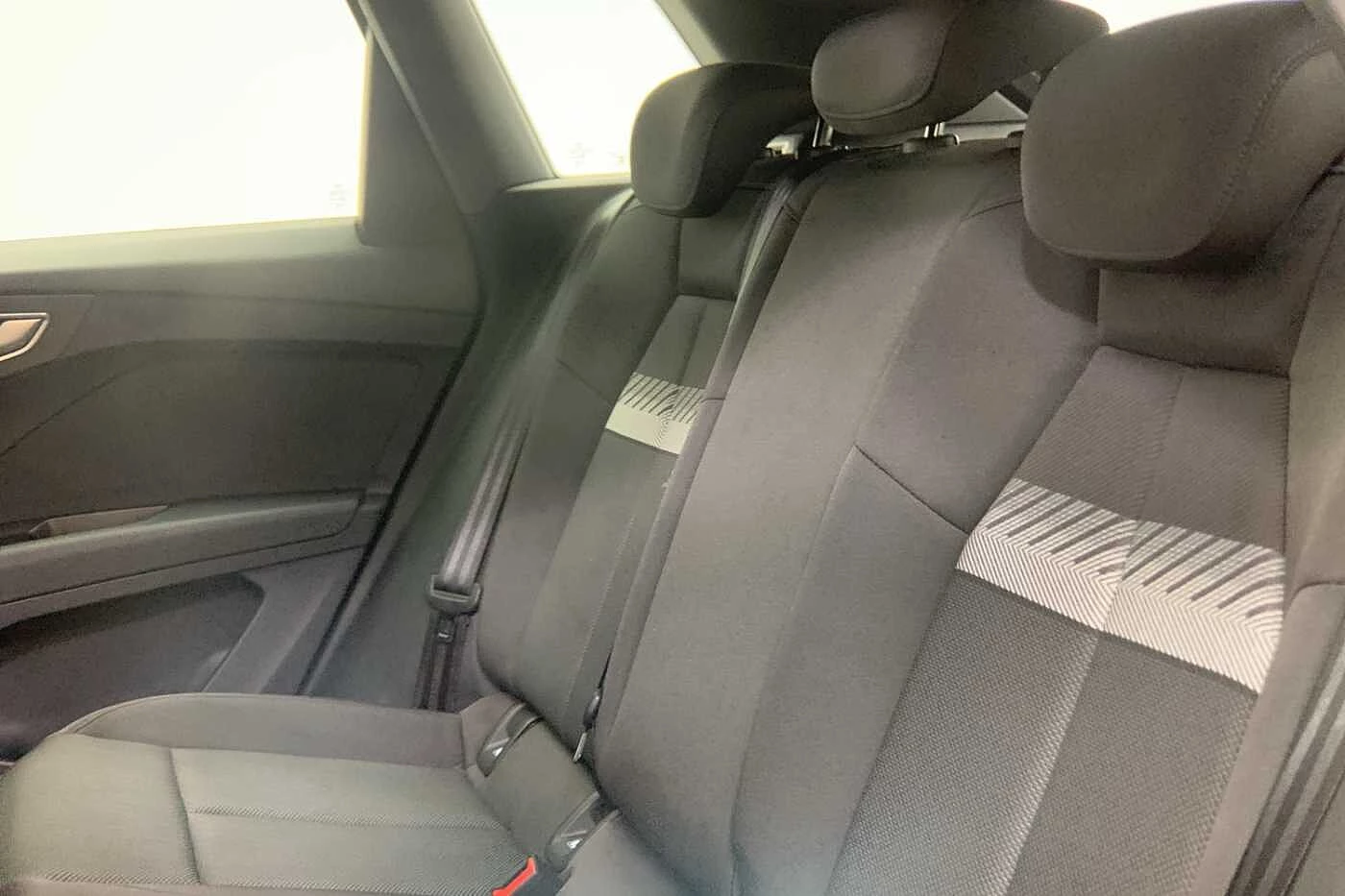 Audi-Q4 e-tron-image-9