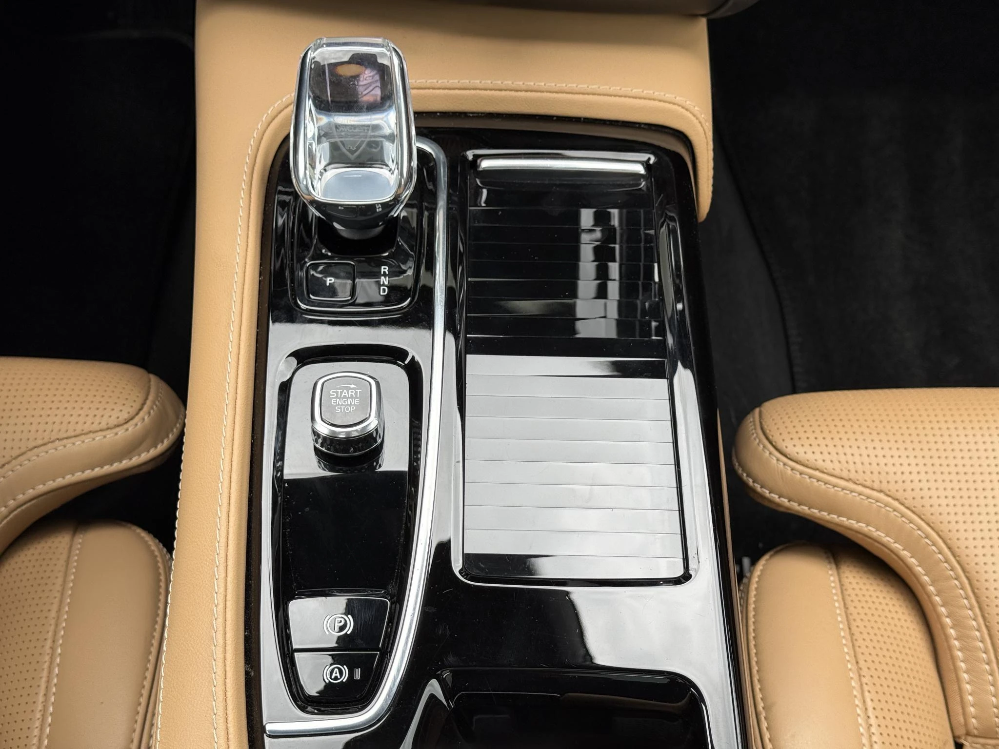 Volvo-V90-image-26