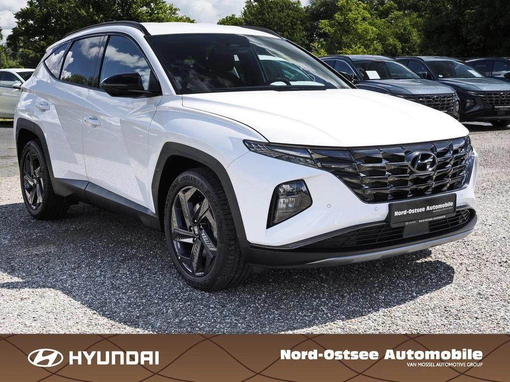 Hyundai Tucson 1.6 T-GDI ADVANTAGE 2WD SHZ LHZ NAVI LED