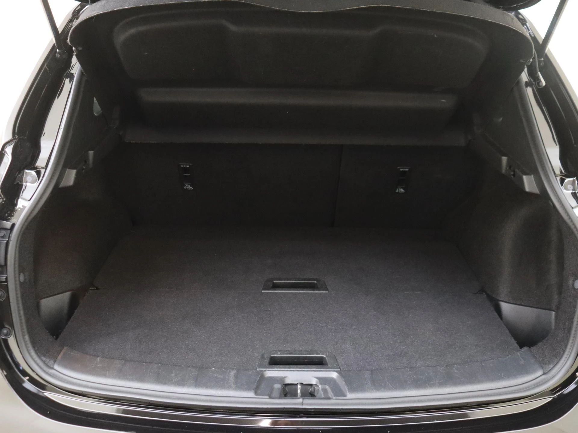 Nissan-QASHQAI-image-32