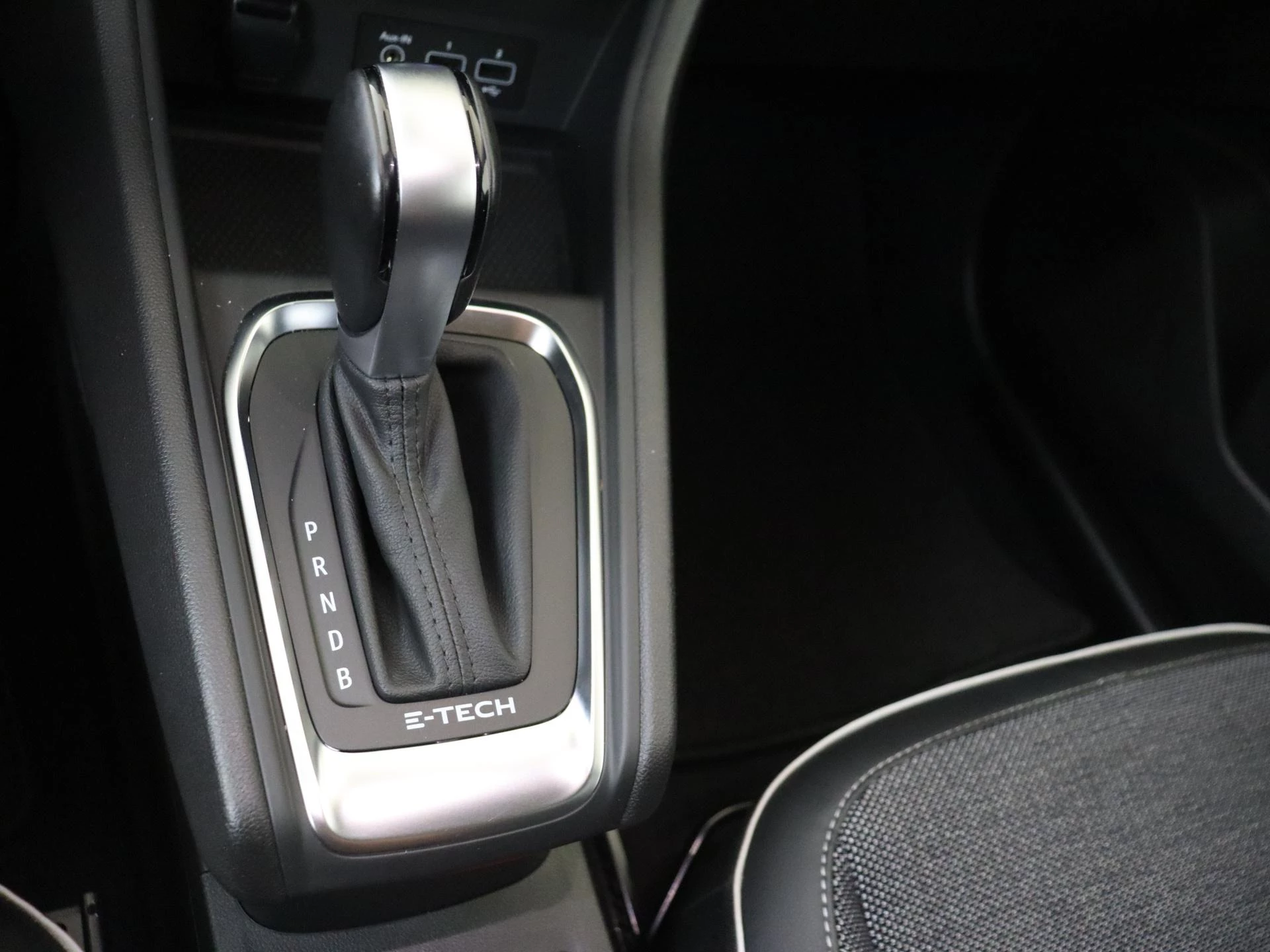 Renault-Captur-image-14