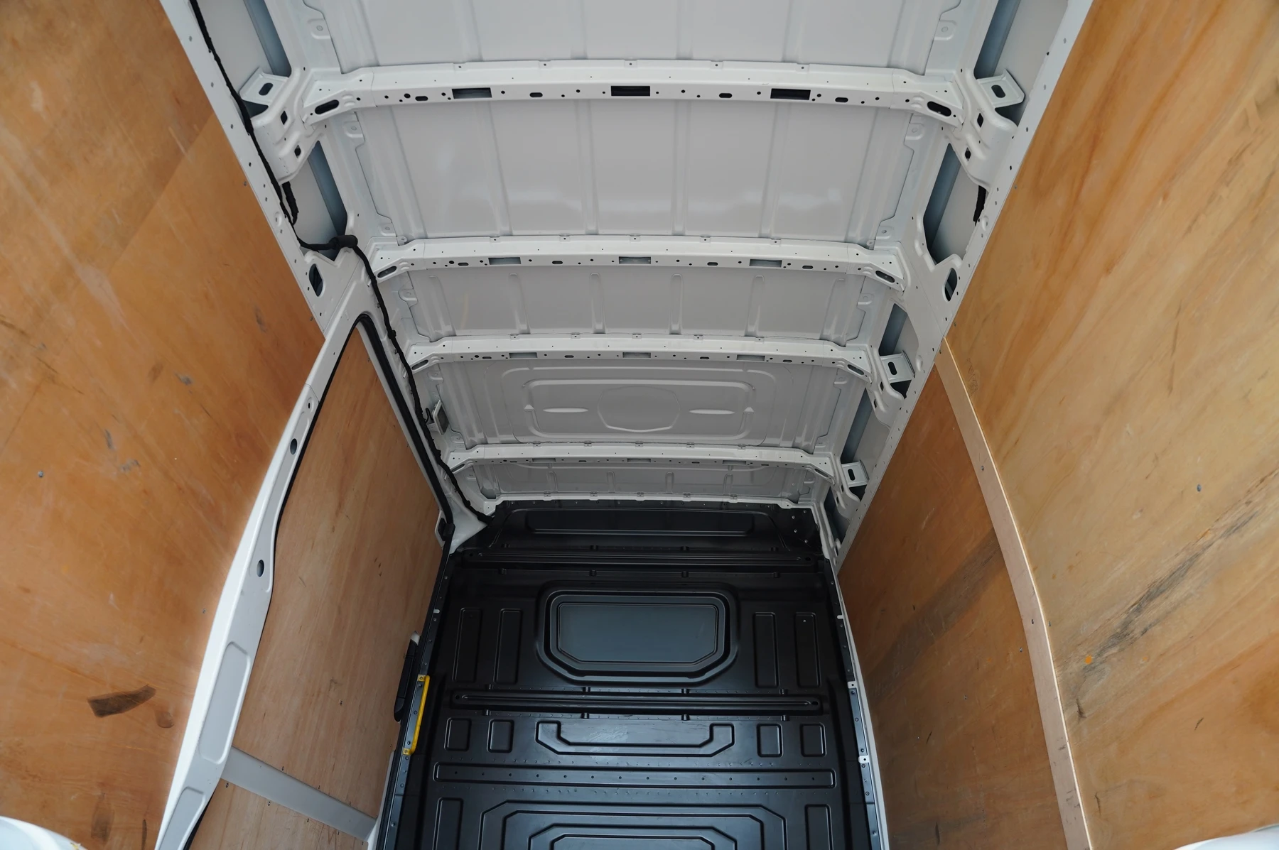 Volkswagen-Crafter-image-37