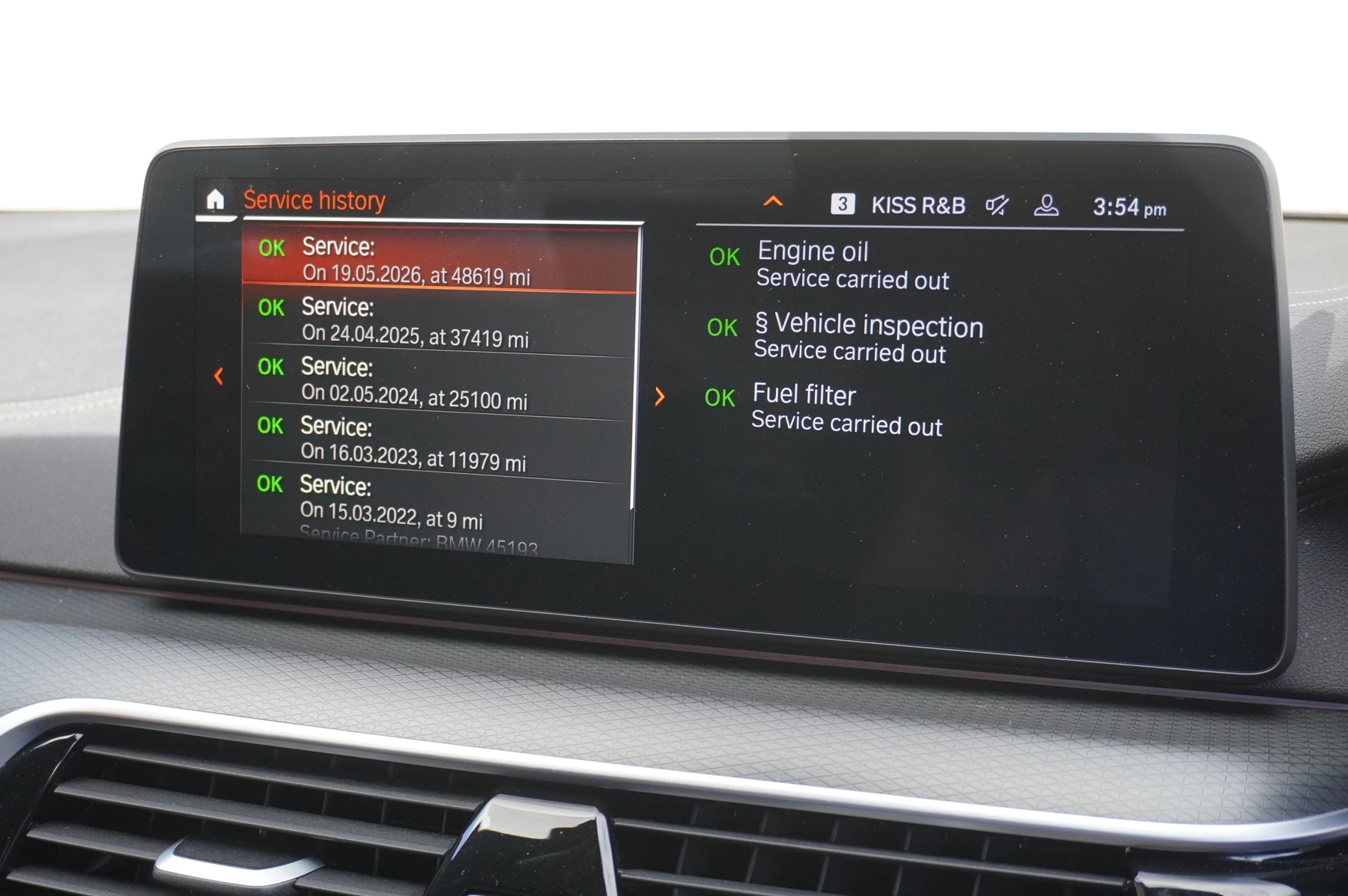 BMW-5 Series-image-37