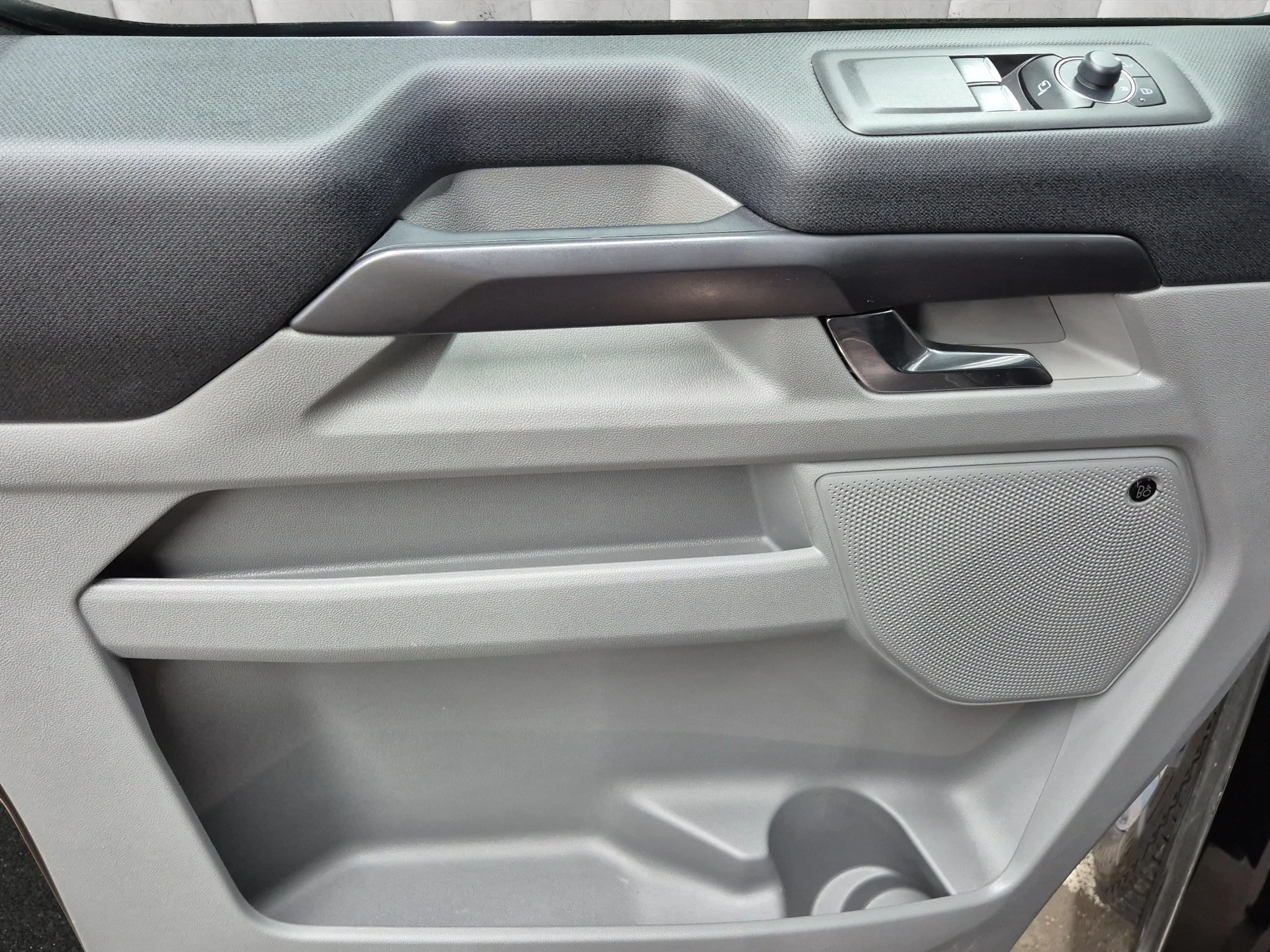 Ford-Tourneo Custom-image-15