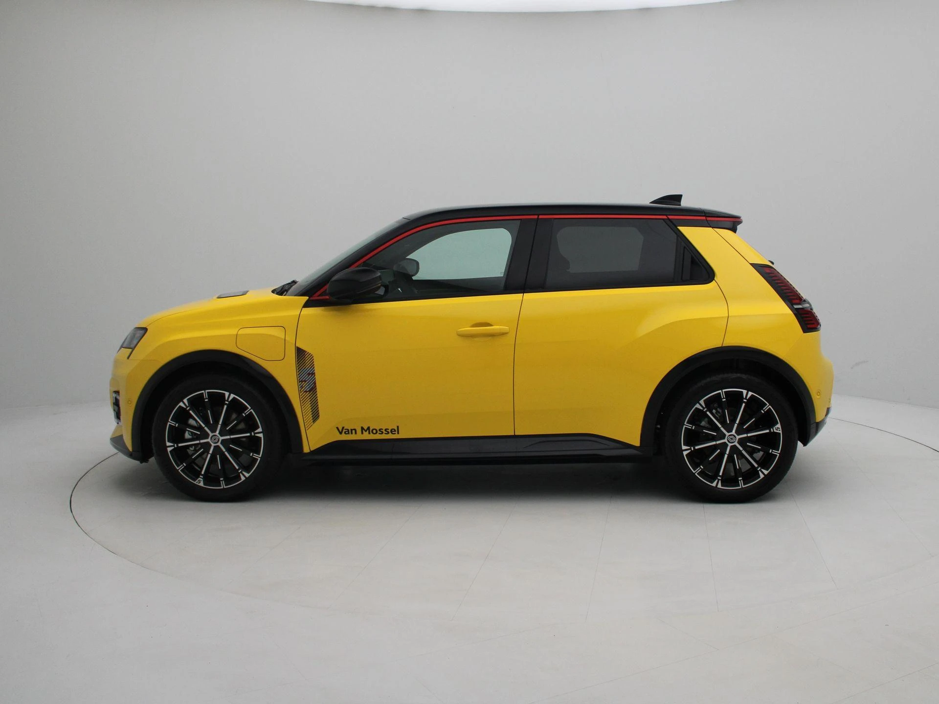 Renault-5-image-3