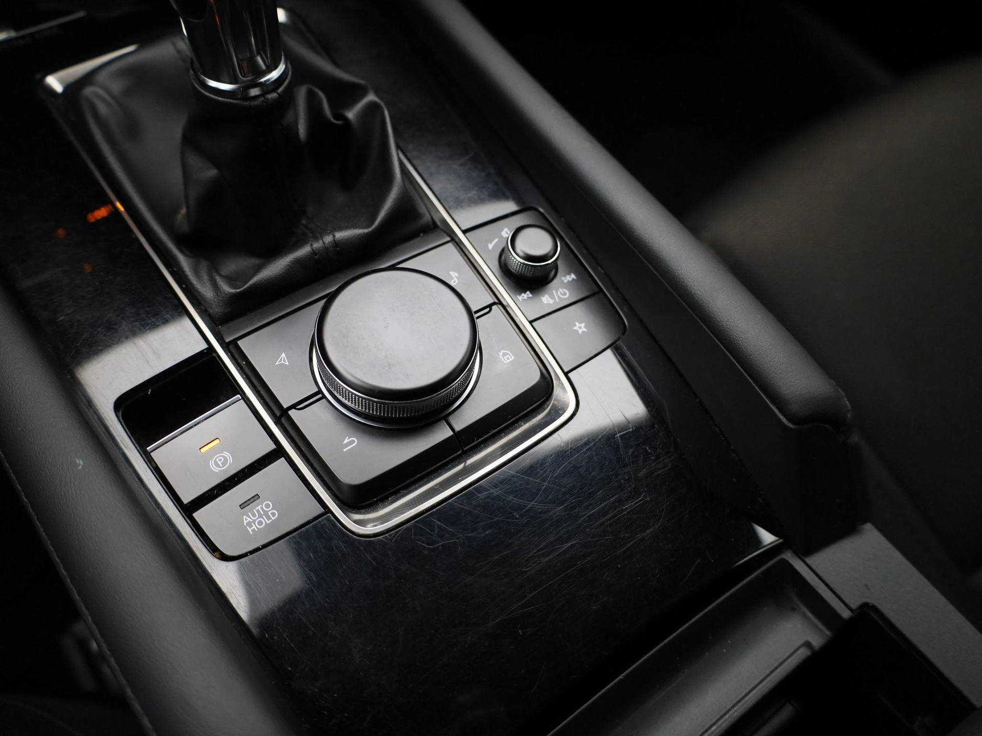 Mazda-3-image-20