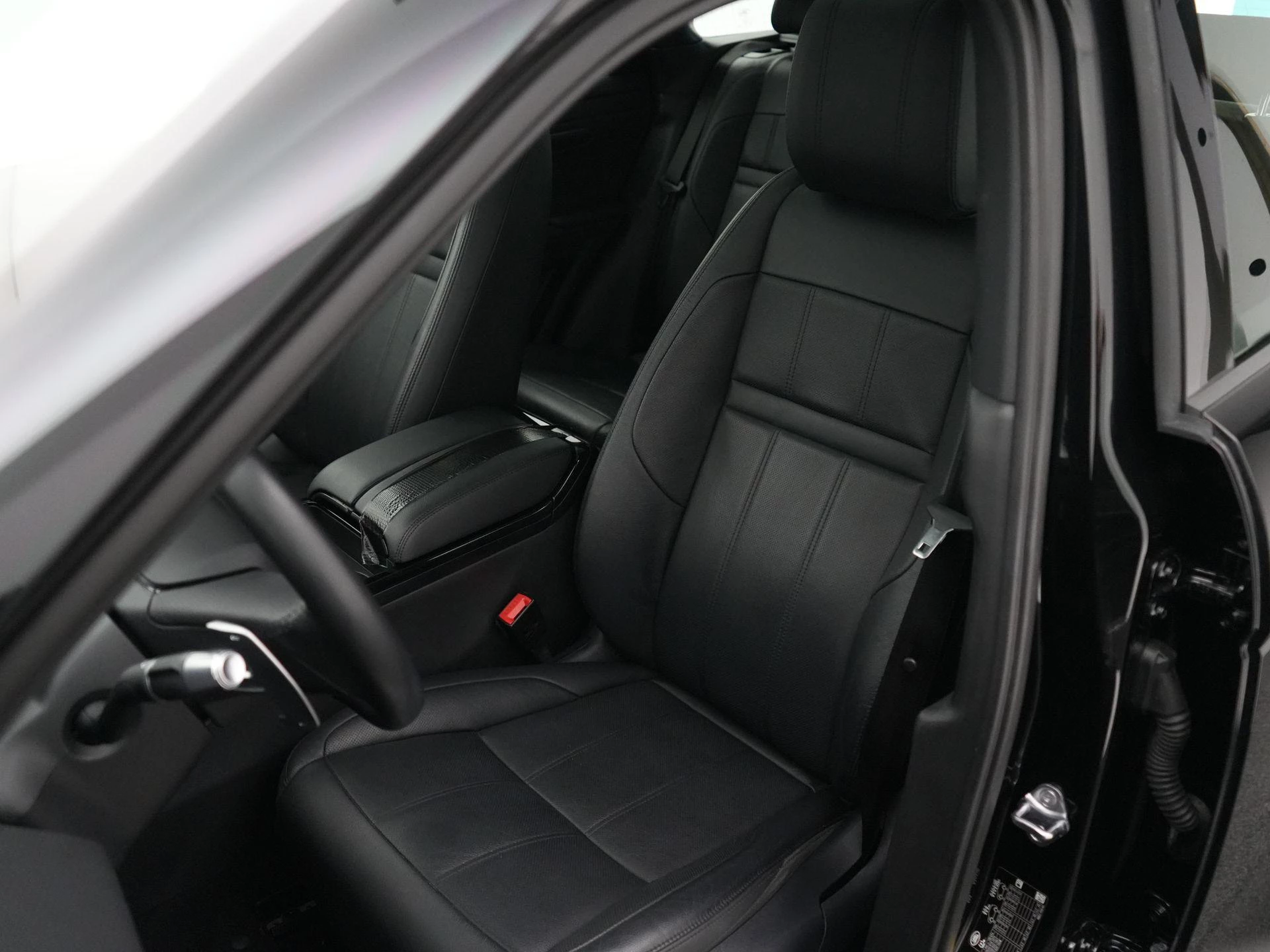 Land Rover Range Rover Evoque 1.5 P300e AWD R-Dynamic SE