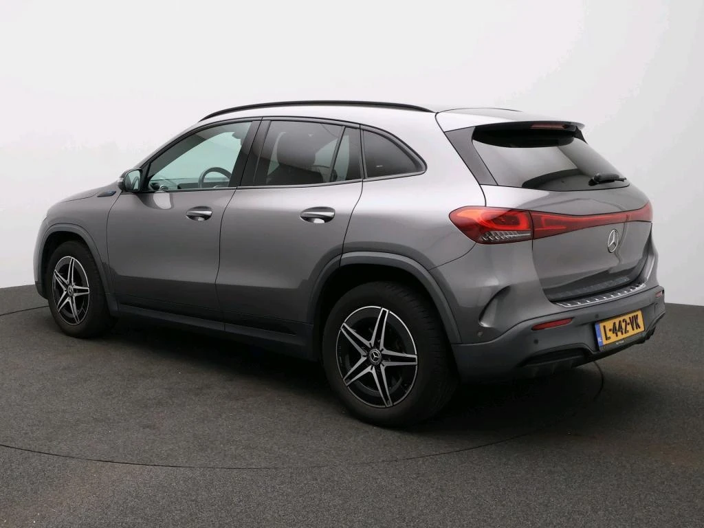 Mercedes-Benz-EQA-image-4