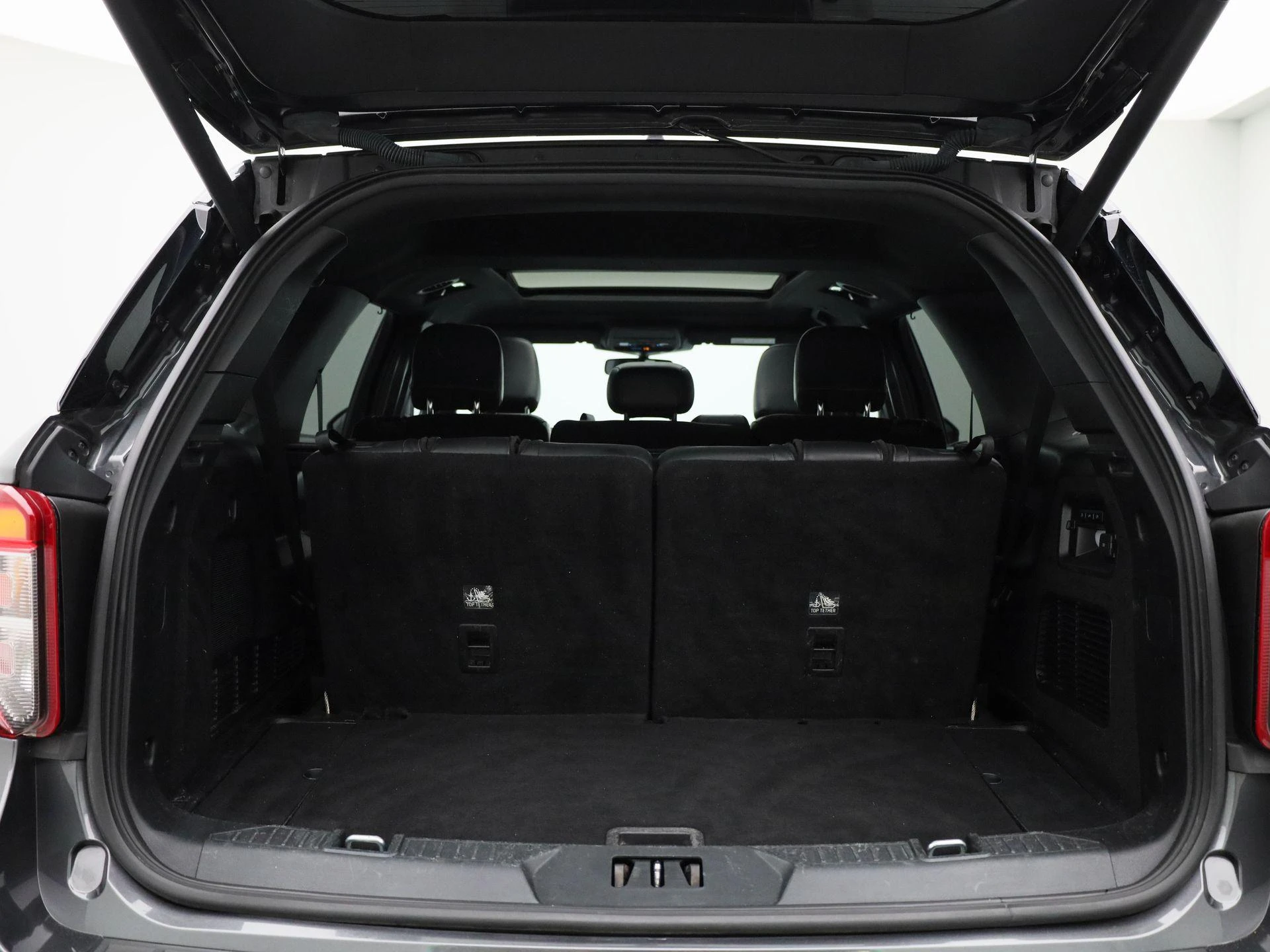 Ford-Explorer-image-13