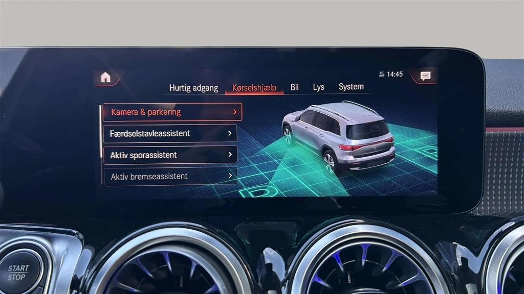 Mercedes-Benz-EQB-image-18