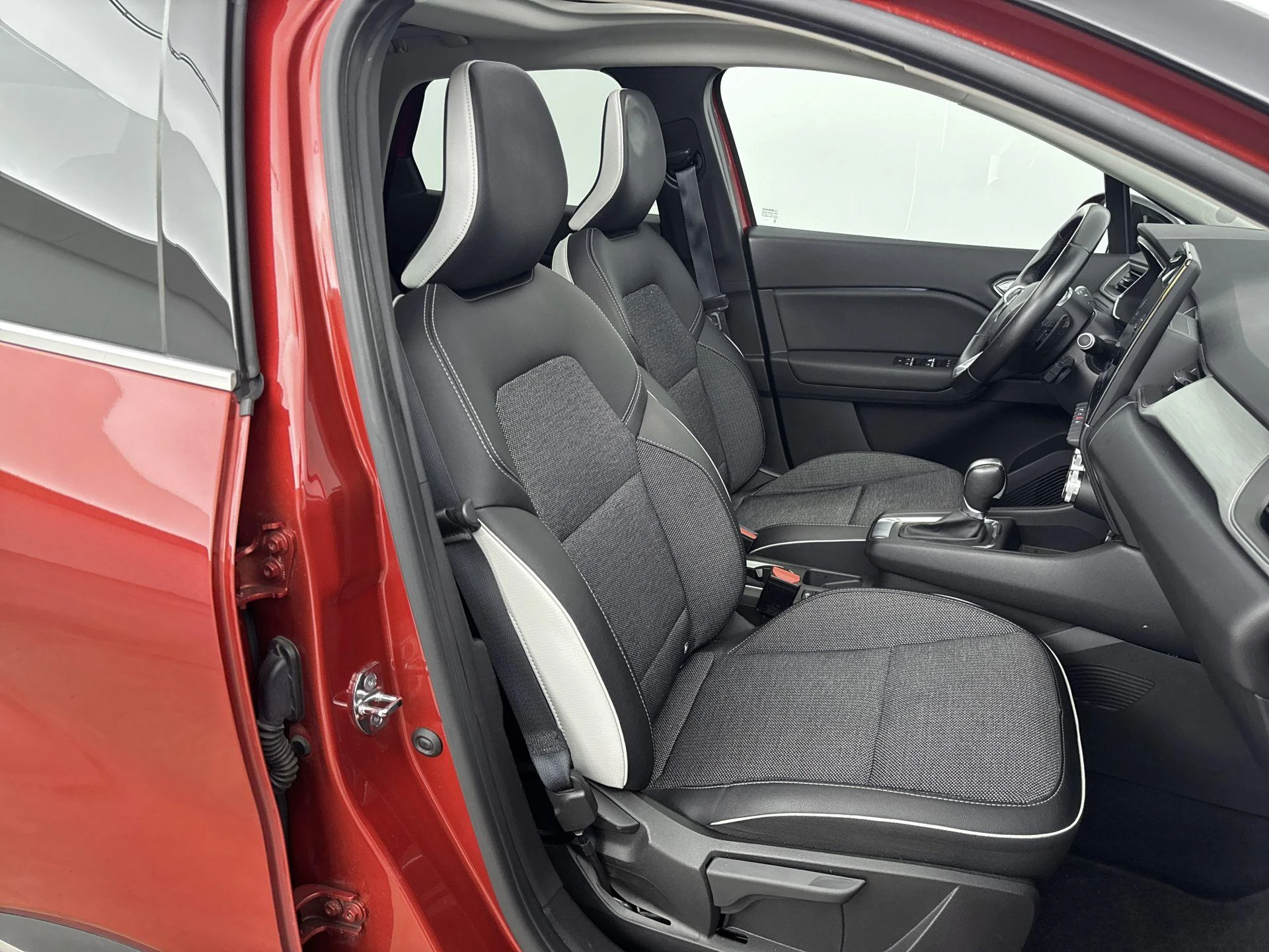 Renault-Captur-image-21