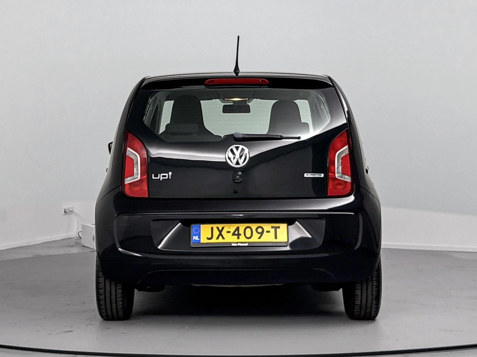 Volkswagen up! 1.0 move up! BlueMotion