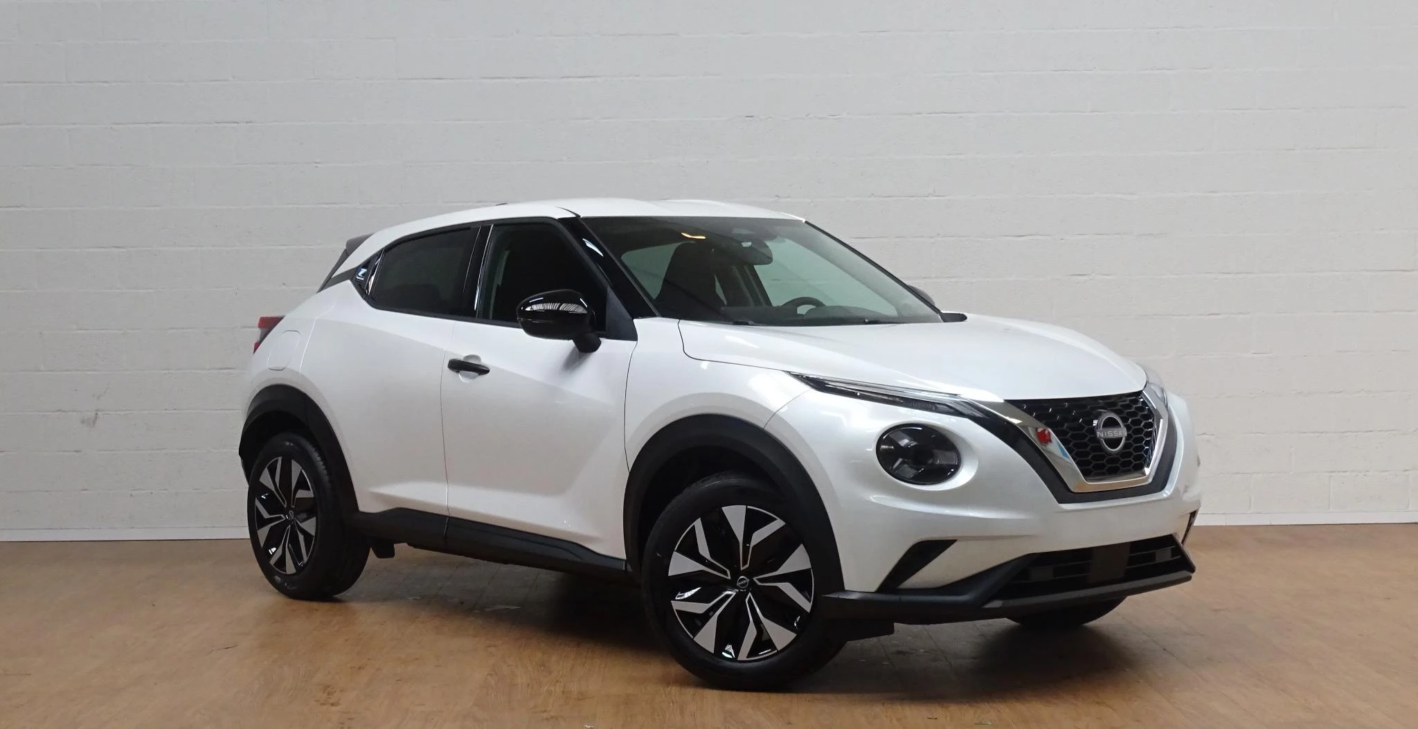 Nissan Juke 1.0 DIG-T Acenta automaat