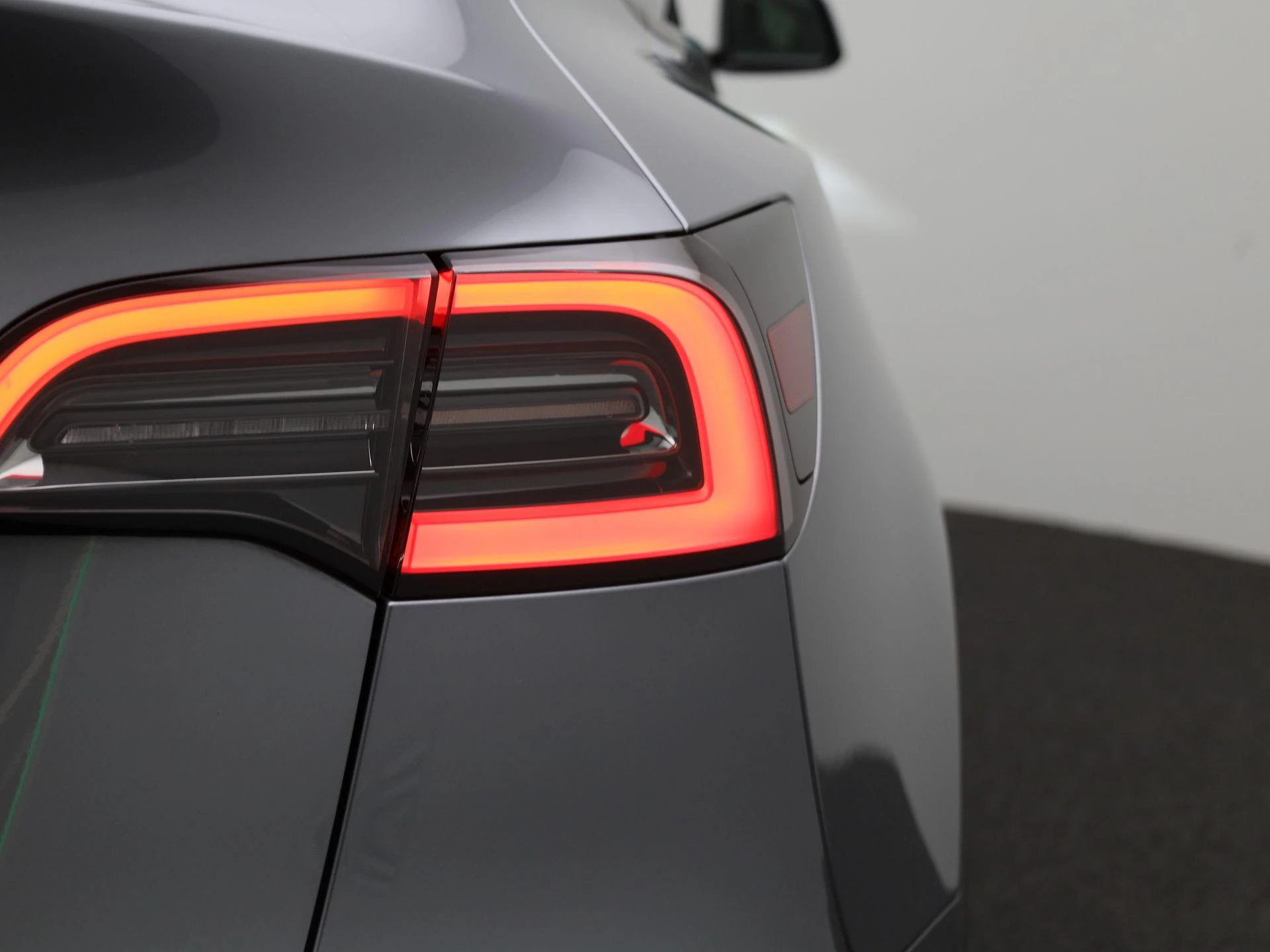 Tesla-Model Y-image-35