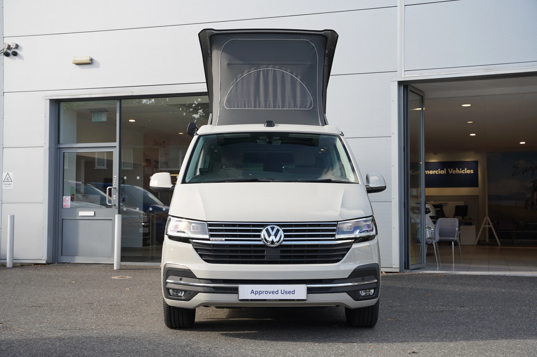 Volkswagen-California-image-6