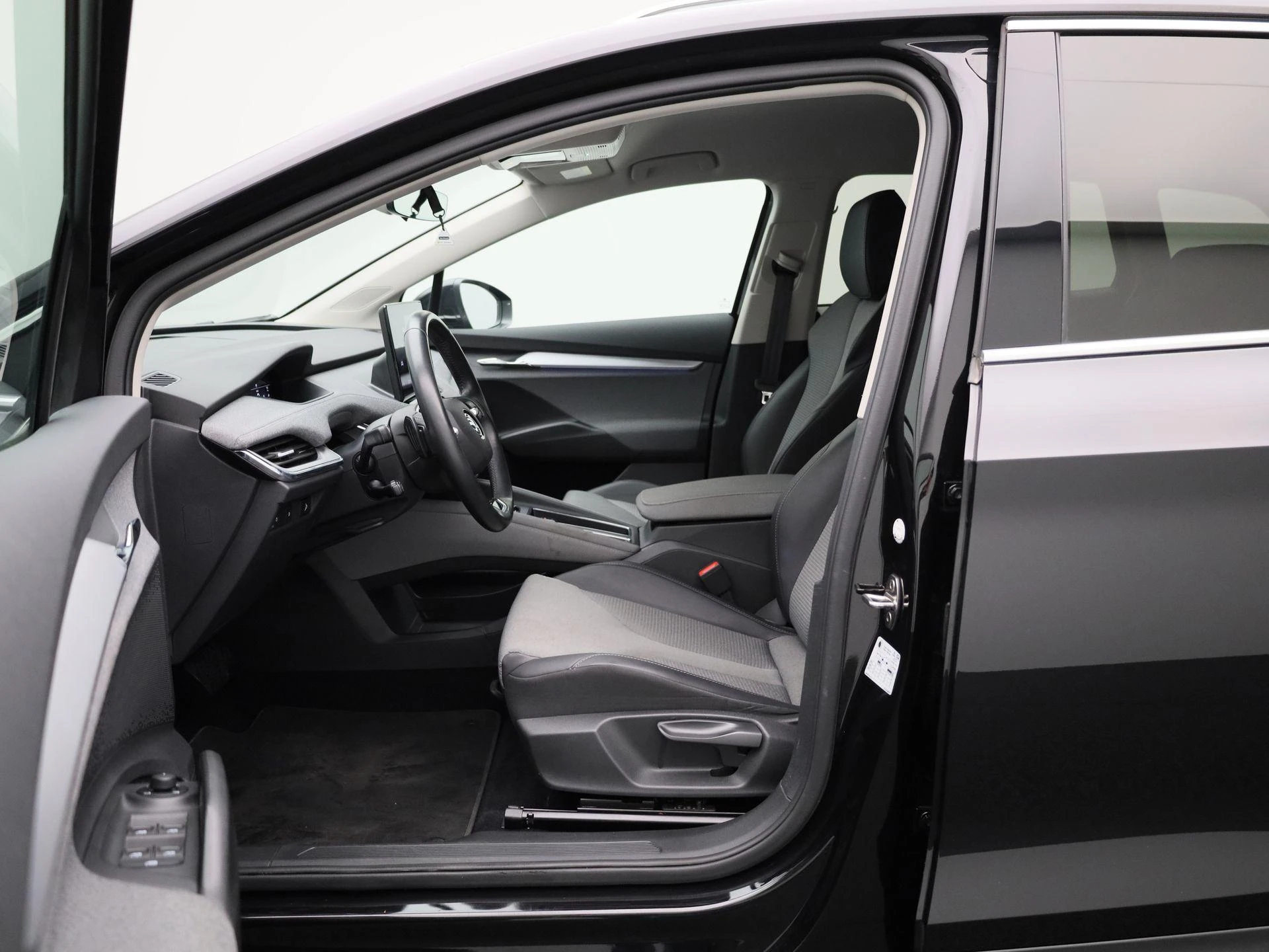 Škoda-Enyaq iV-image-9