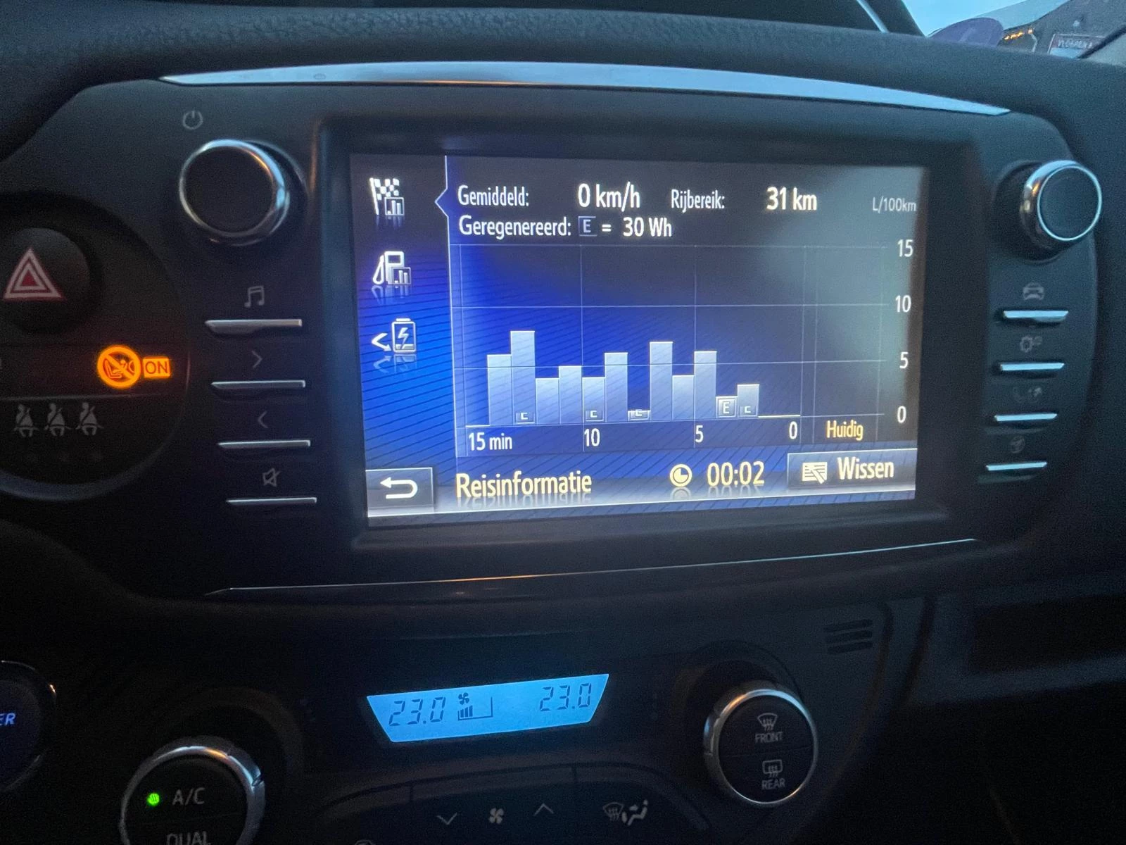 Toyota-Yaris-image-21