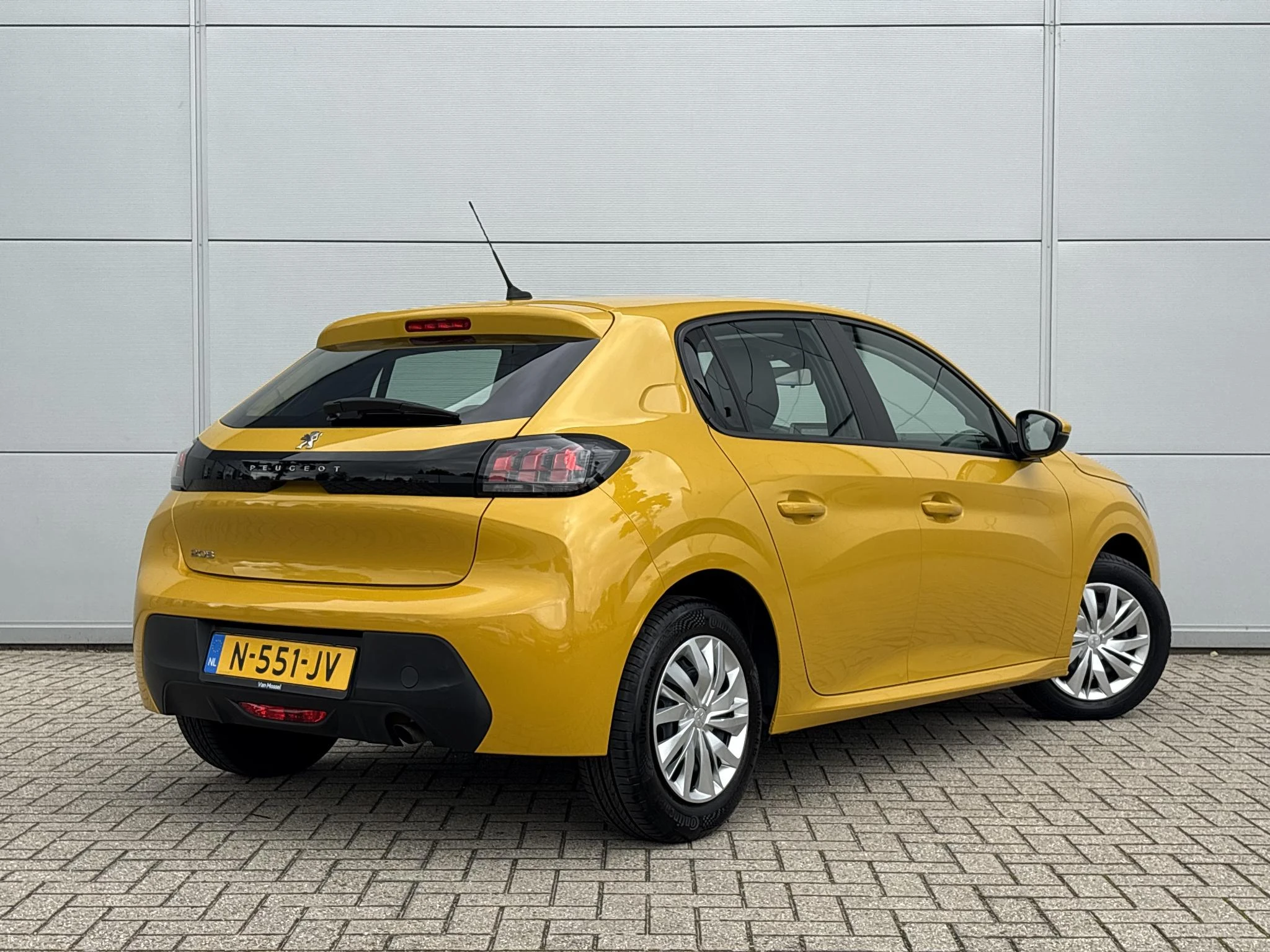 Peugeot-208-image-4