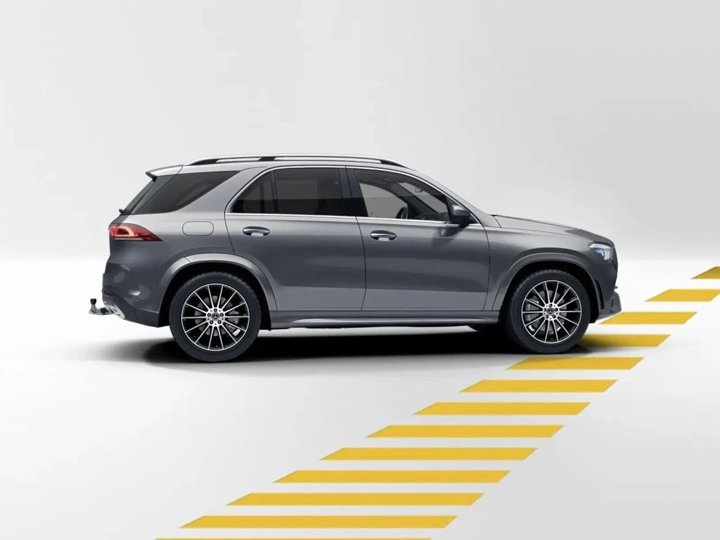 Mercedes-Benz-GLE 400 d-image-6