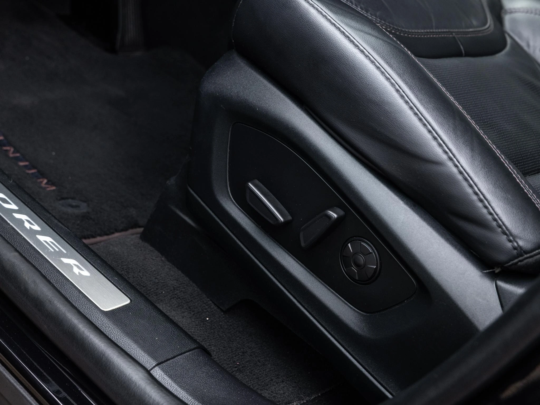 Ford-Explorer-image-14
