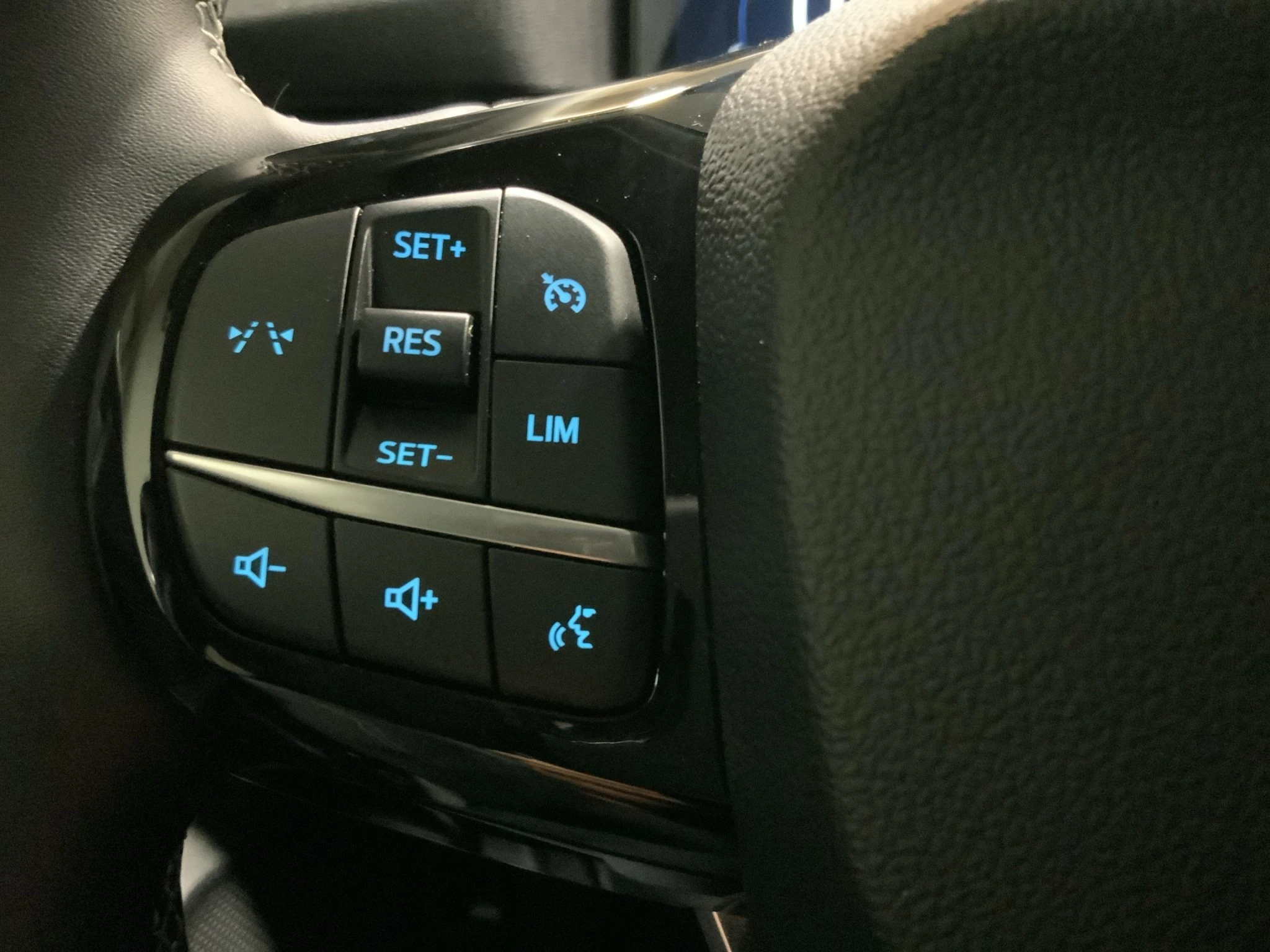 Ford Puma Titanium*KAM*NAVI*TEMP*WINTER-PKT.*LED