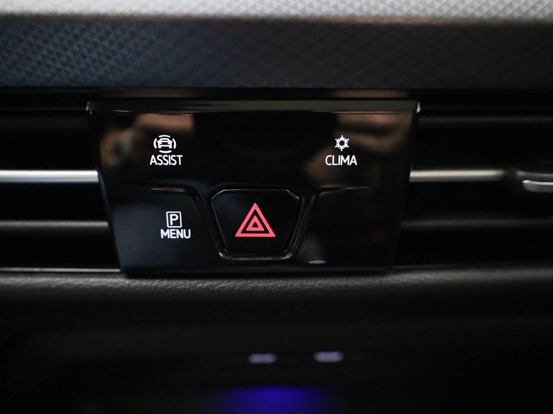 Volkswagen Golf 1.0 eTSI Life