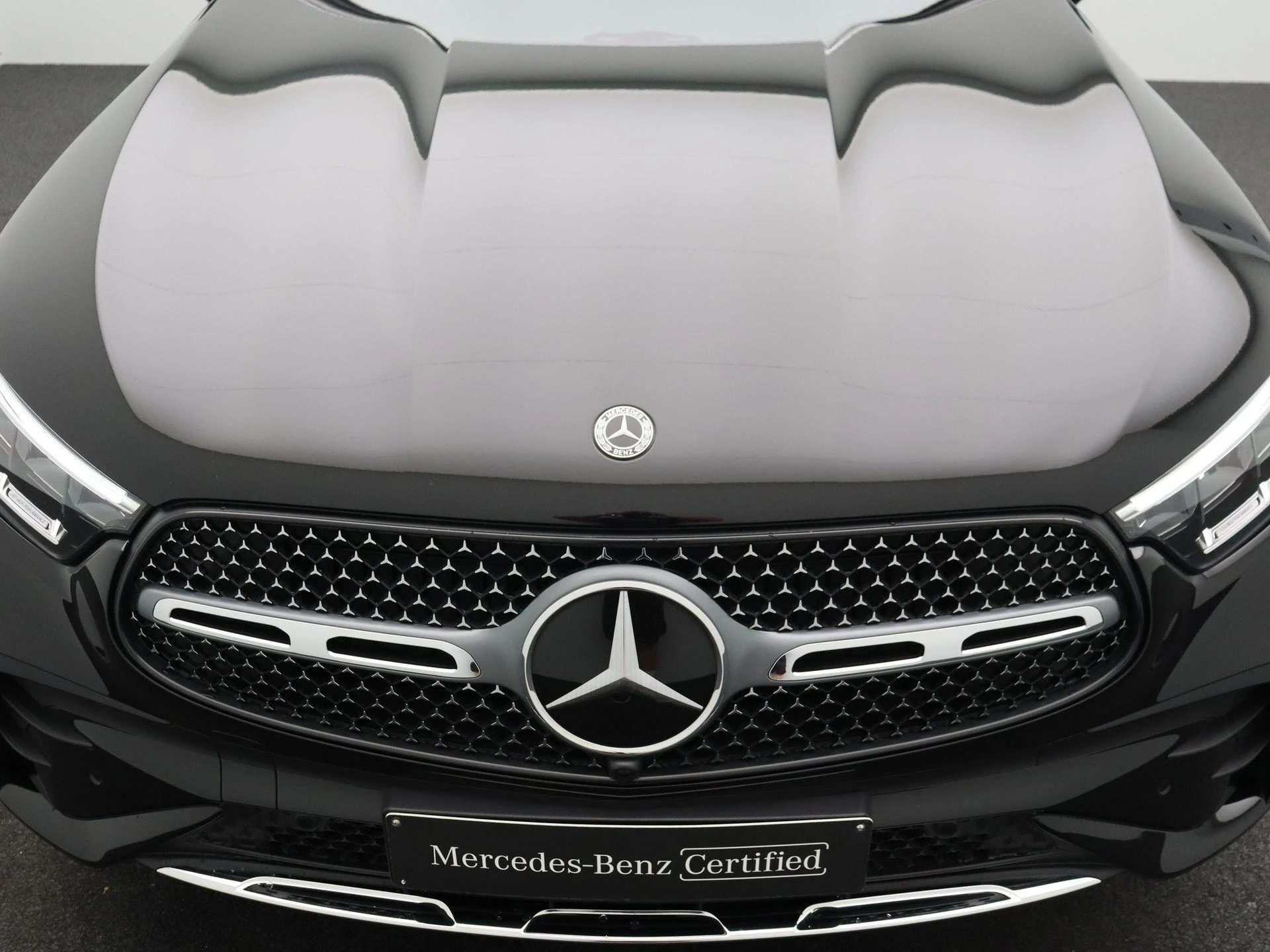 Mercedes-Benz-GLC-image-25