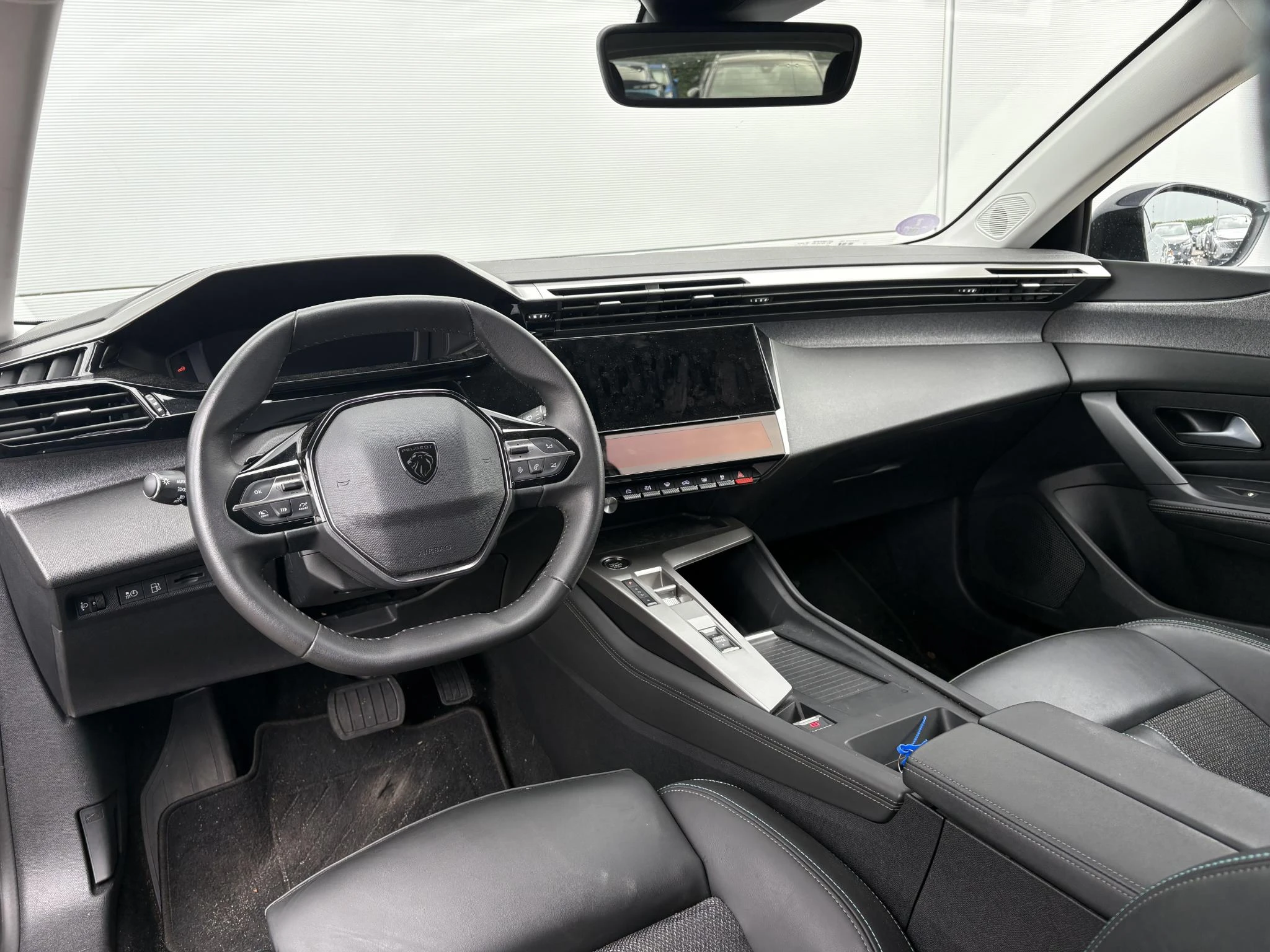 Peugeot-308-image-9