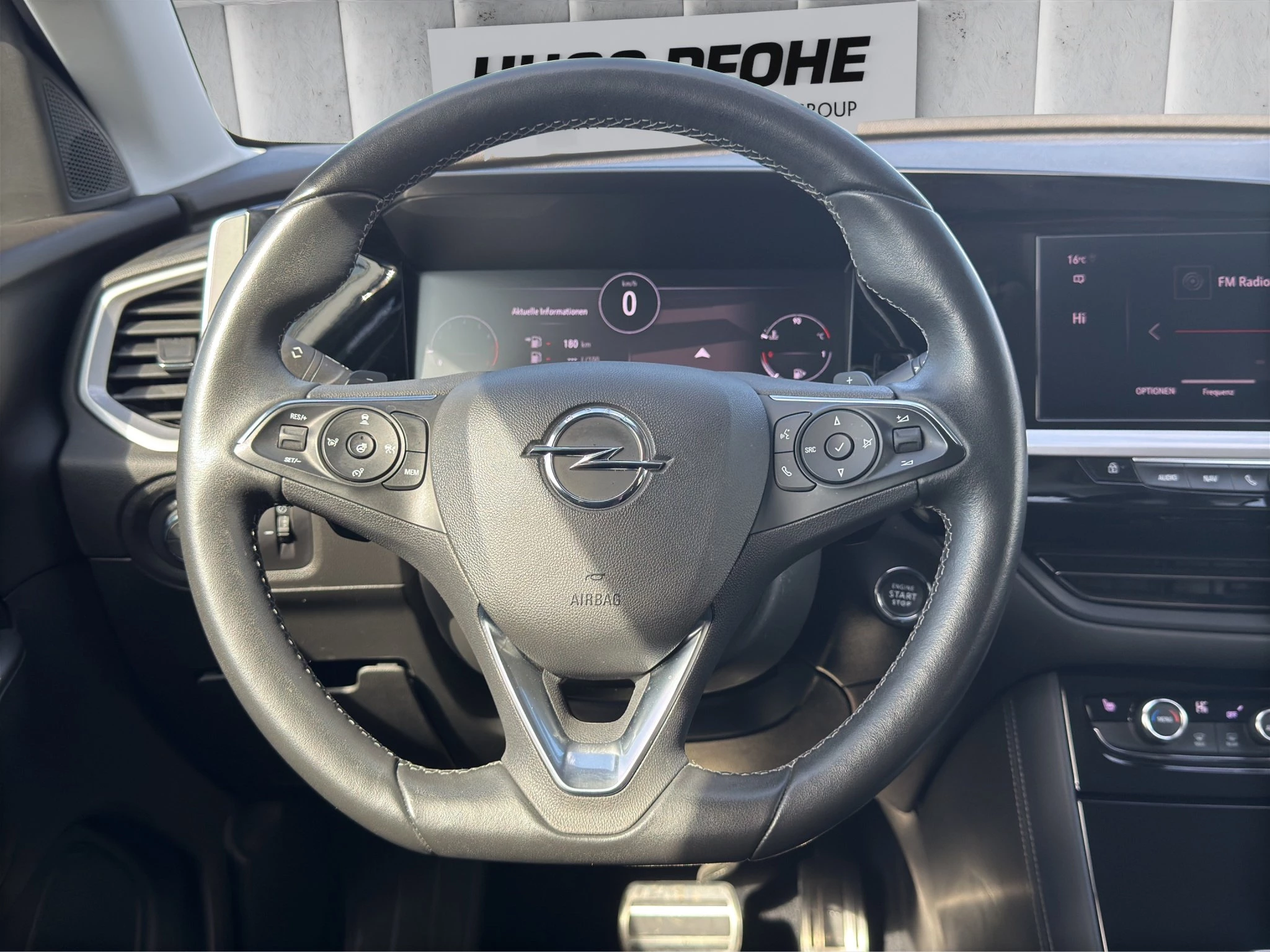 Opel-Grandland-image-12