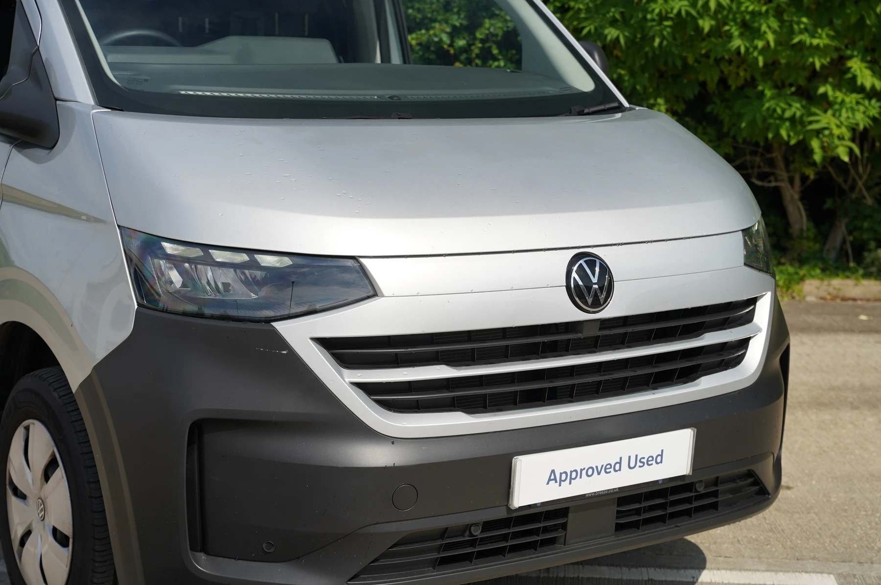 Volkswagen-Transporter-image-28