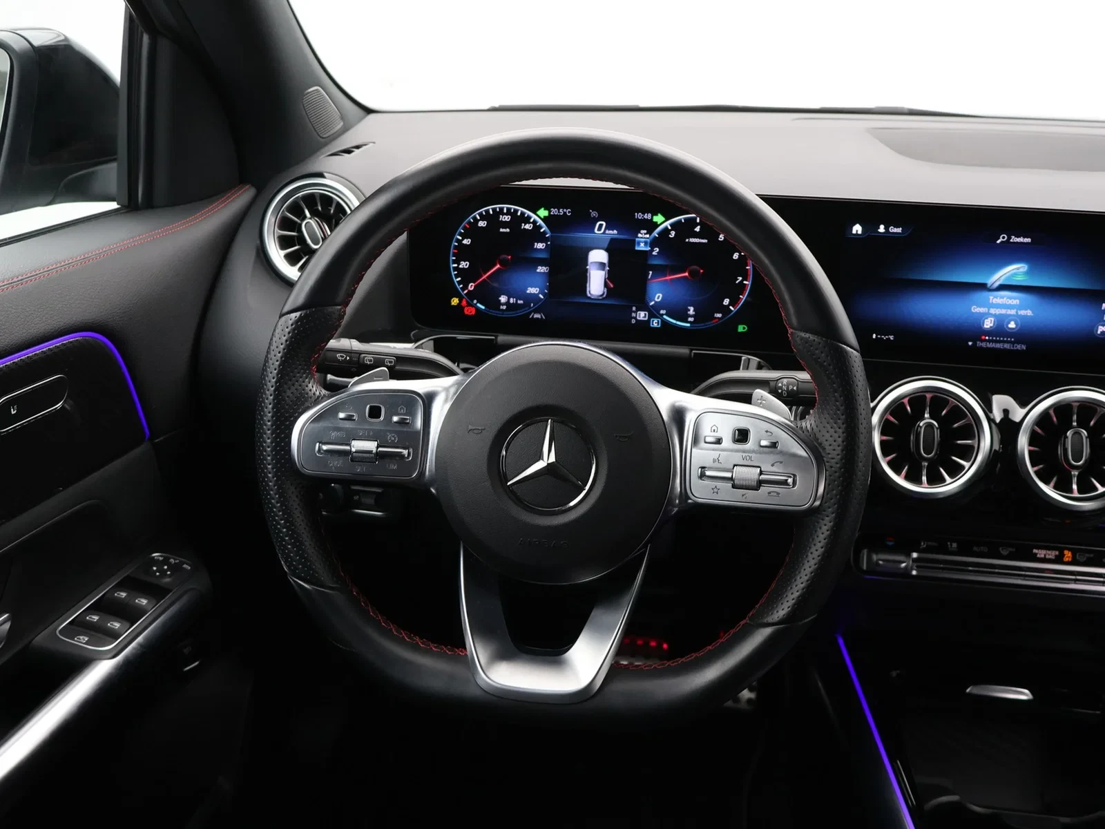 Mercedes-Benz GLA Classe (H247) AMG Line 163PK *AUTOMAAT*LEDER*ALCANTARA*CAMERA*PDC*CRUISE*APP-CONNECT*NAVI*KEYLESS GO*...*