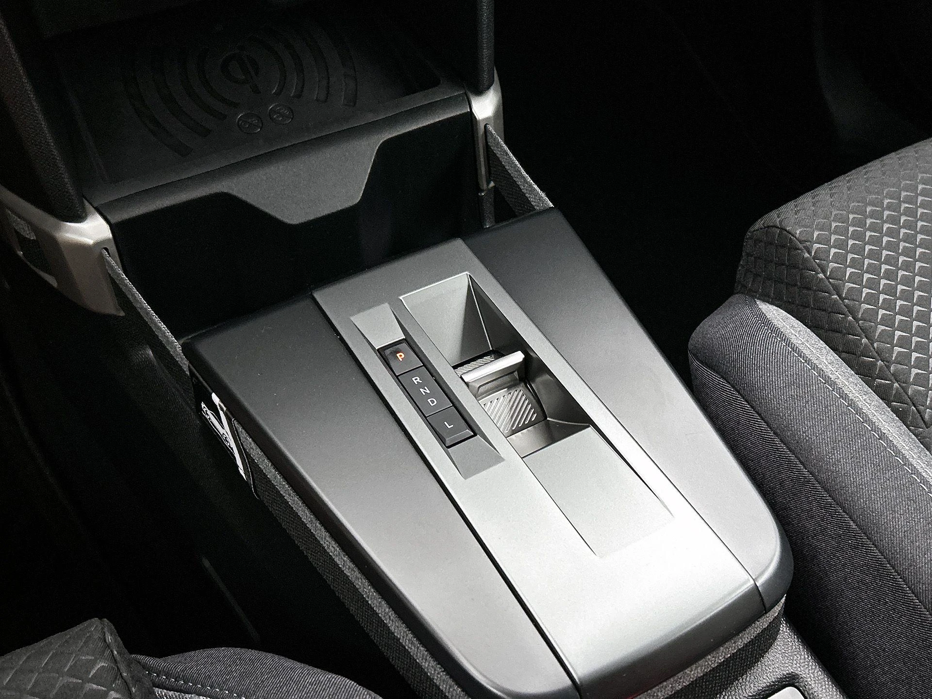 Opel Frontera 1.2 Turbo Hybrid Edition
