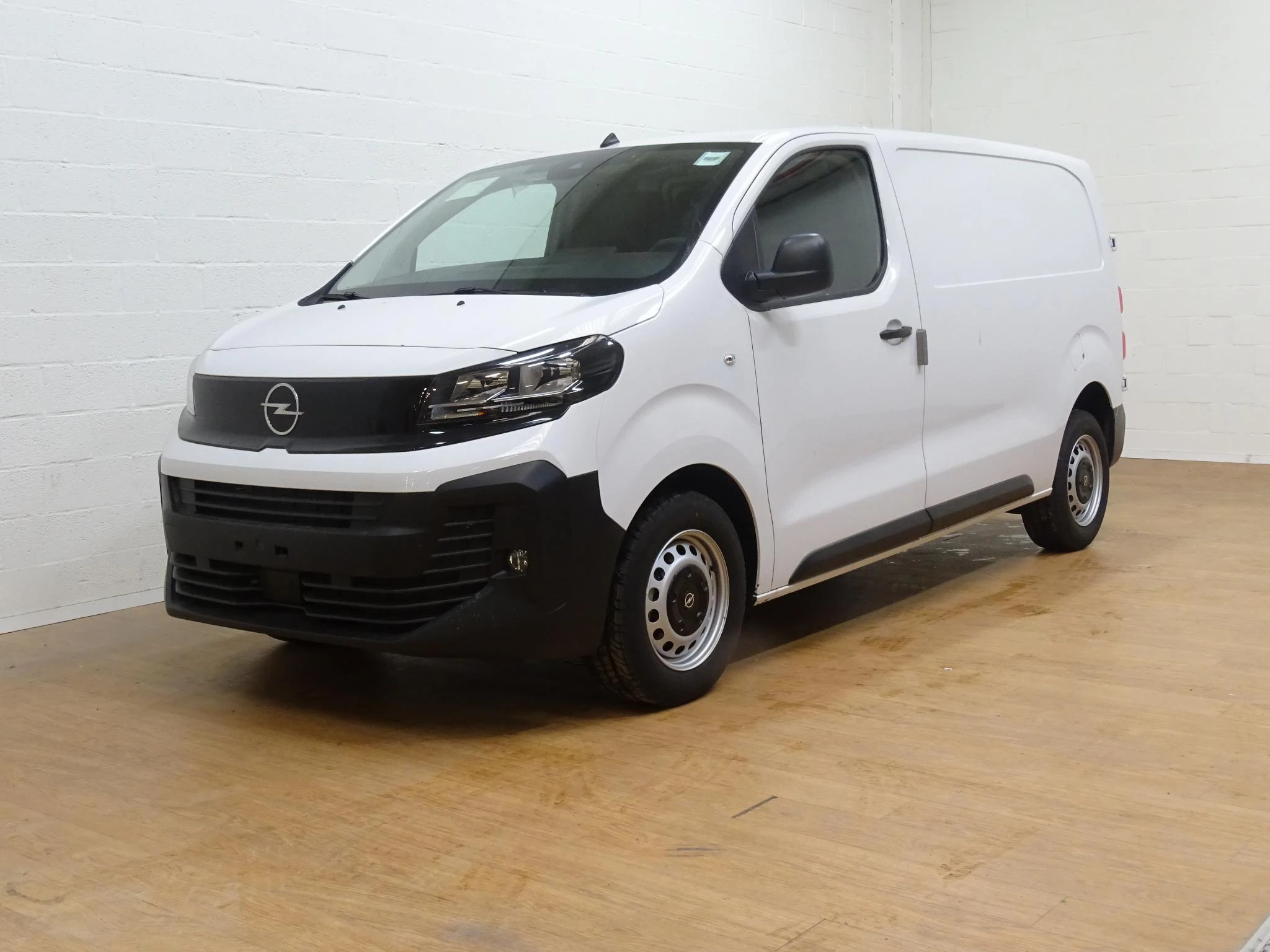 Opel-Vivaro-image-2